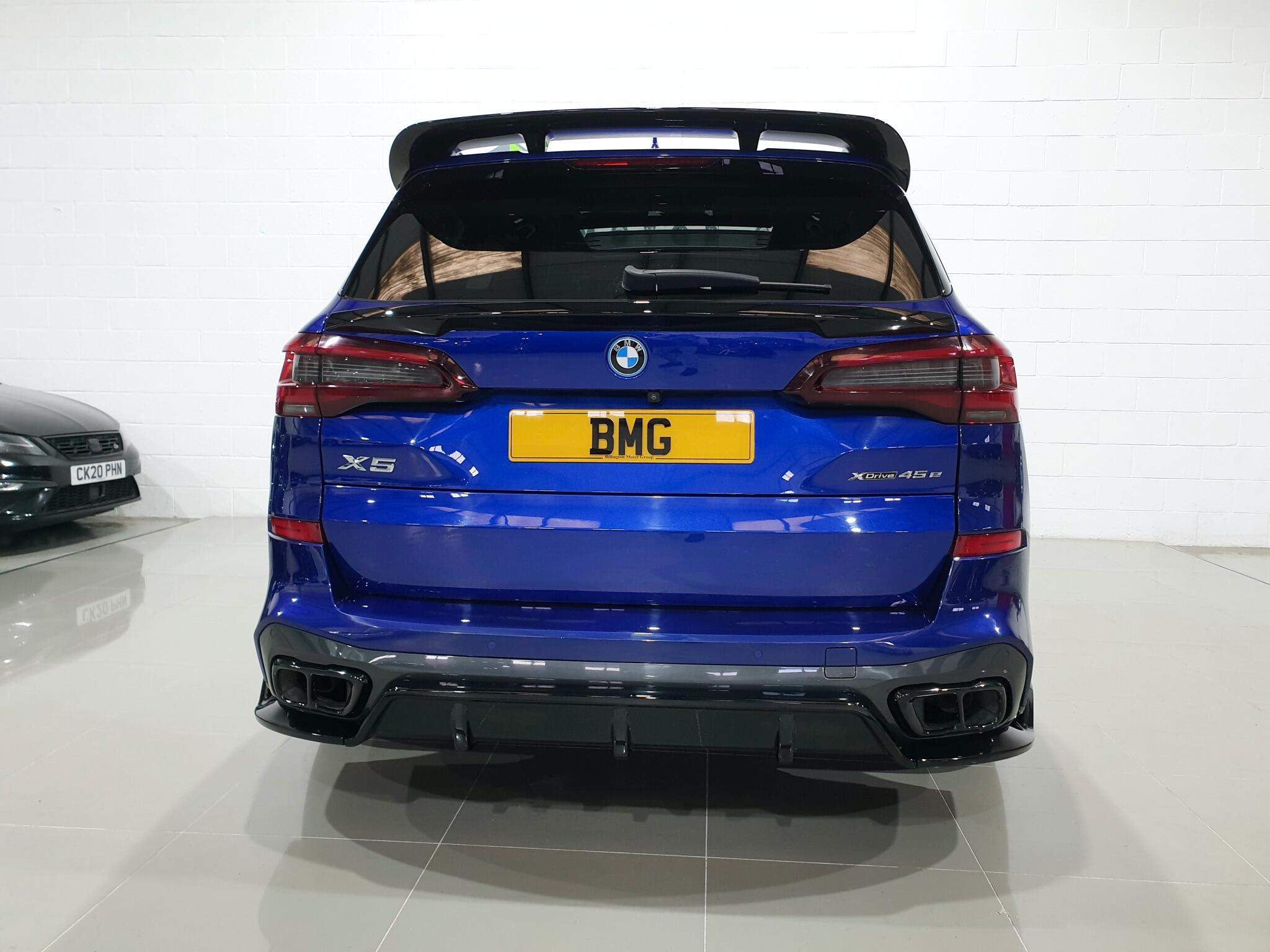 BMW X5 view 35