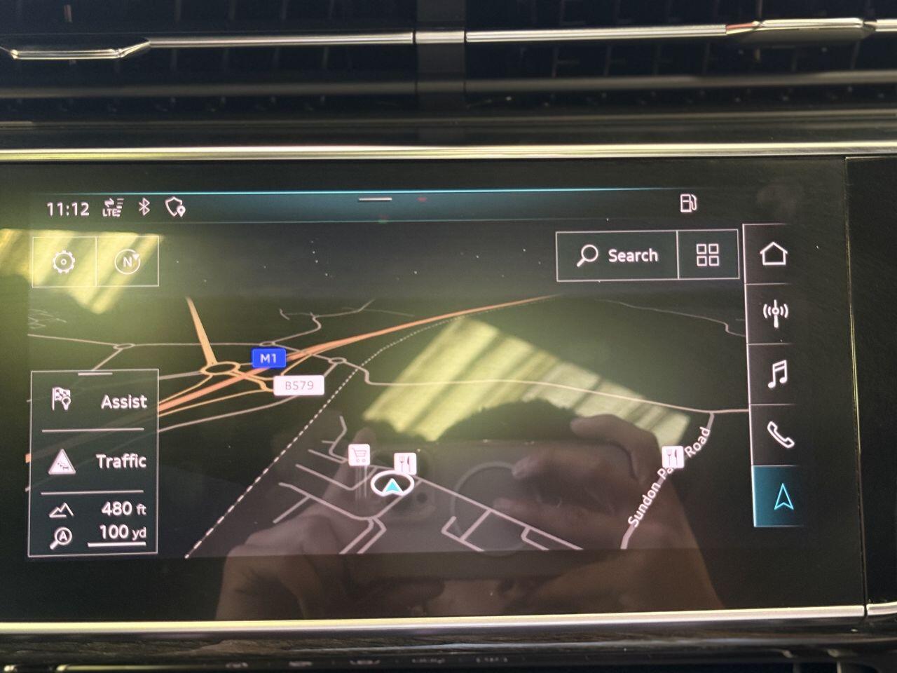 Audi Q8 view 52
