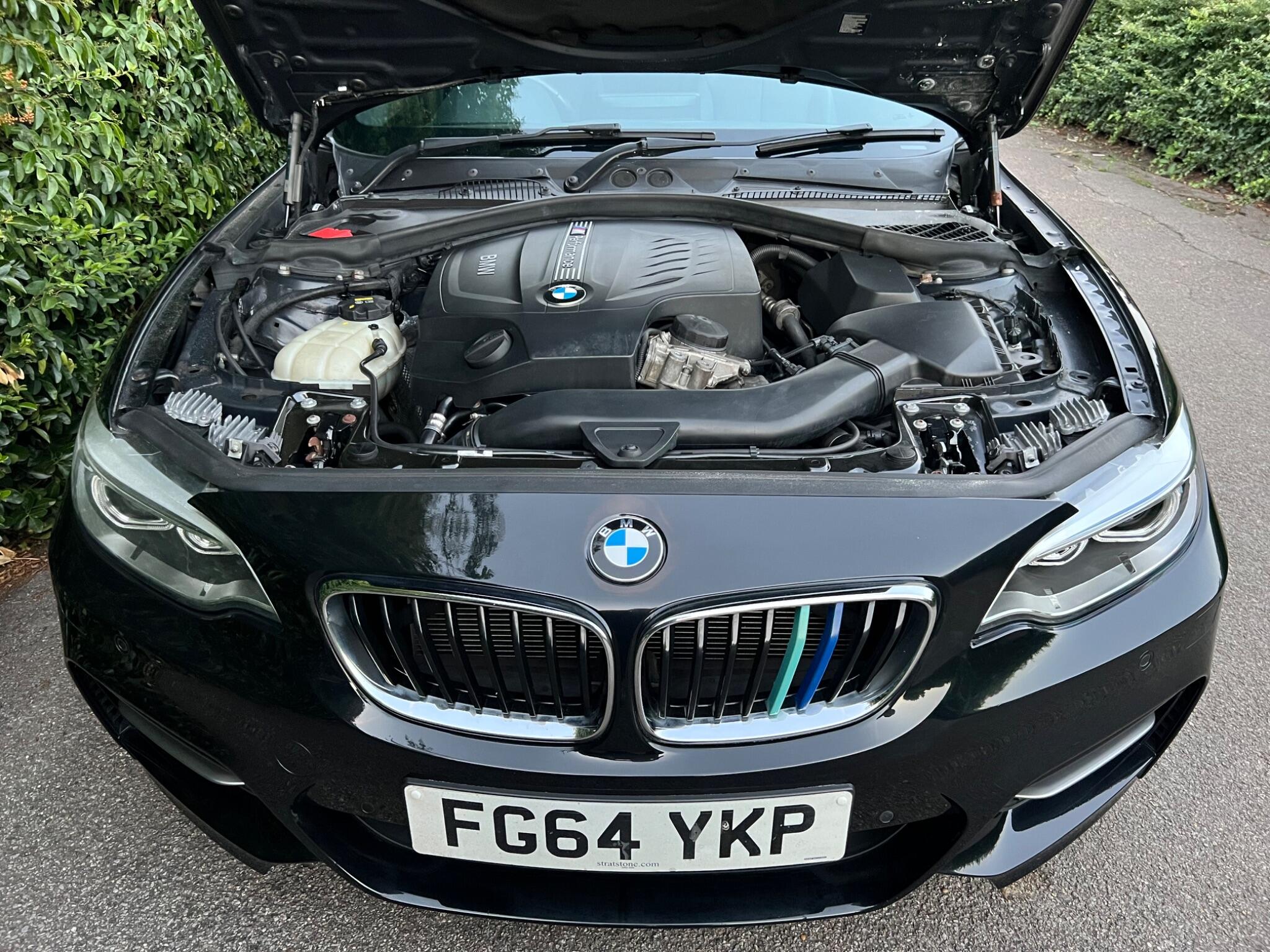 BMW 2 Series view 32