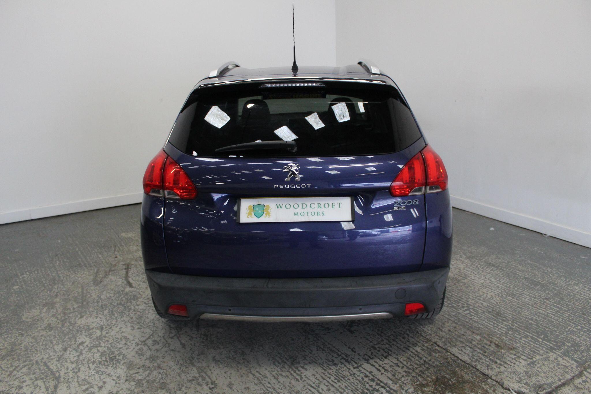 Peugeot 2008 view 14