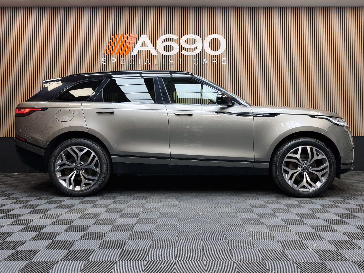 Land Rover Range Rover Velar view 8