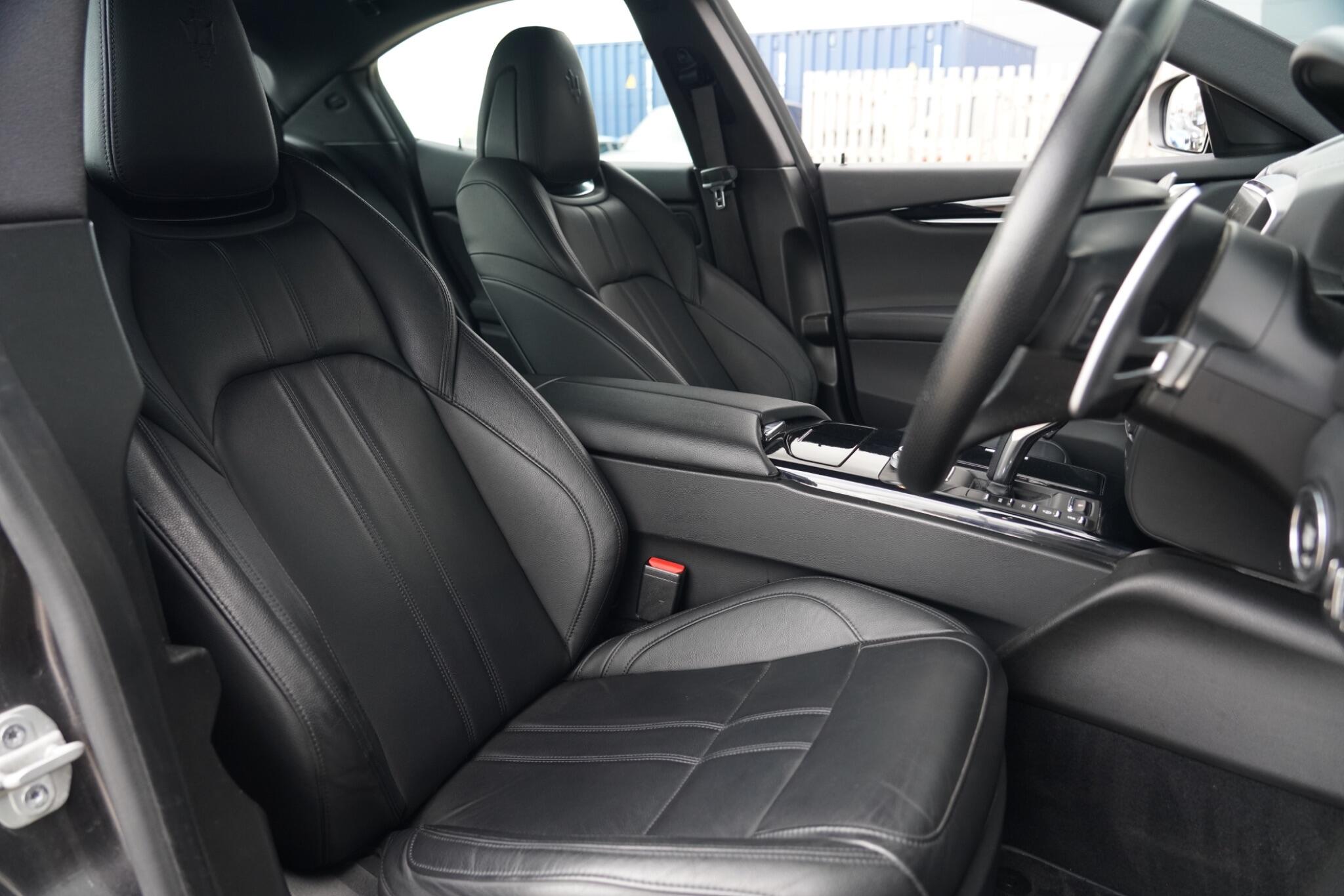 Maserati Ghibli view 11