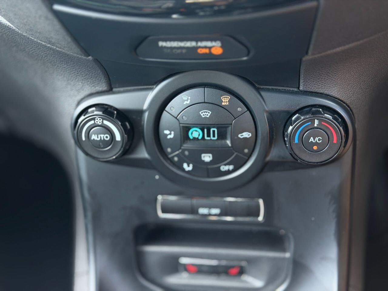 Ford Fiesta view 65
