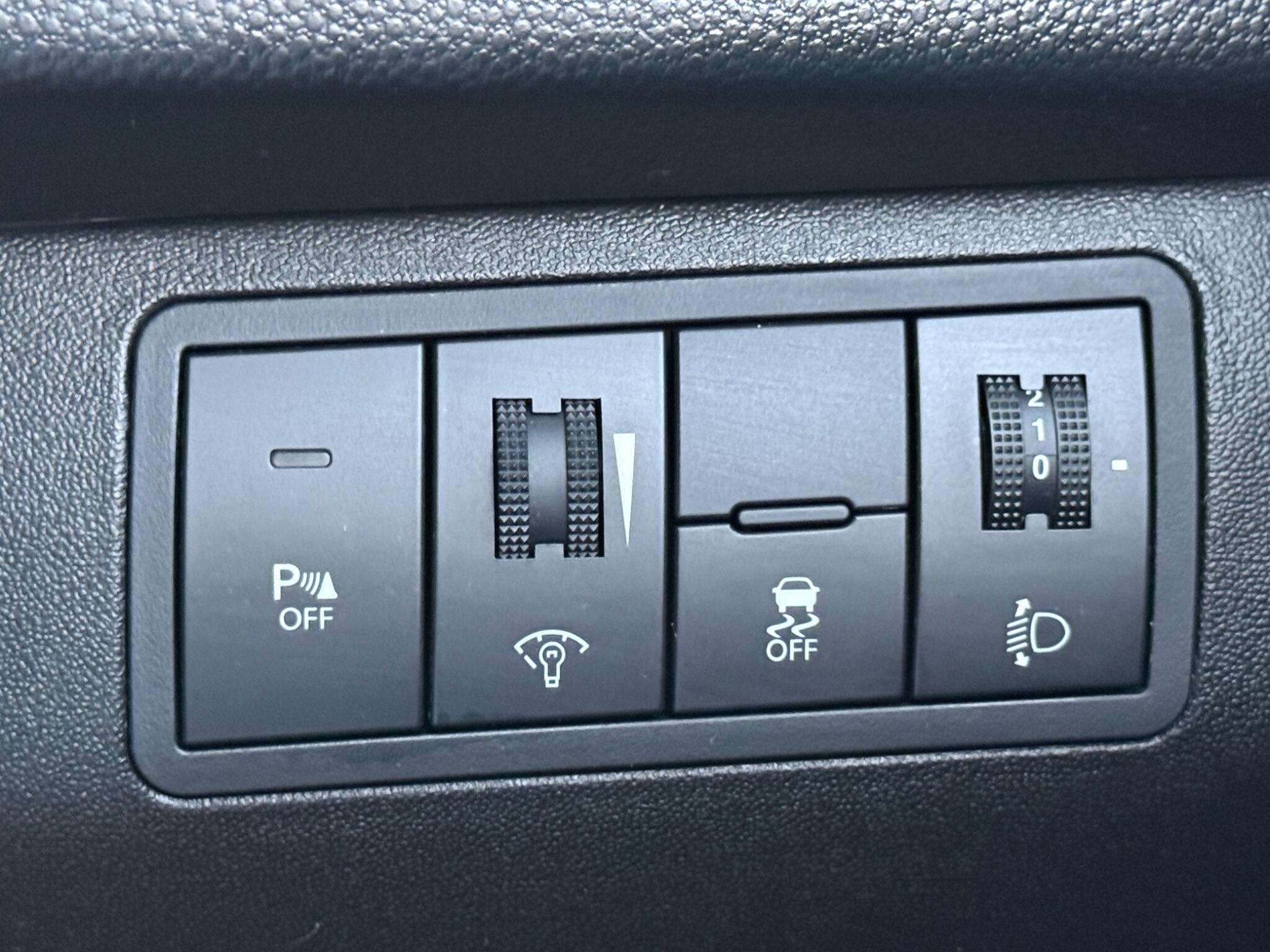 Kia Venga - Image 65