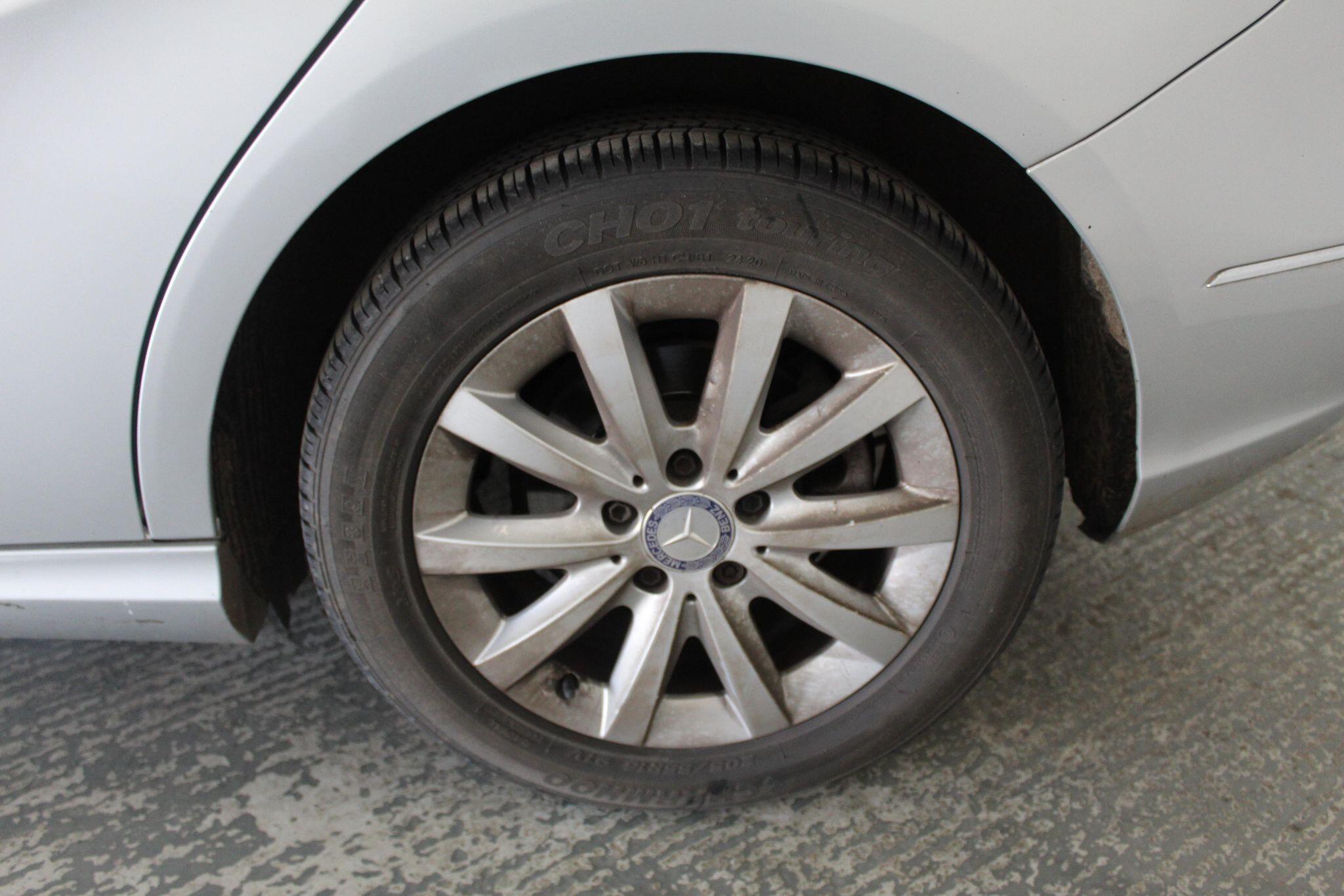 Mercedes-Benz B-Class view 54