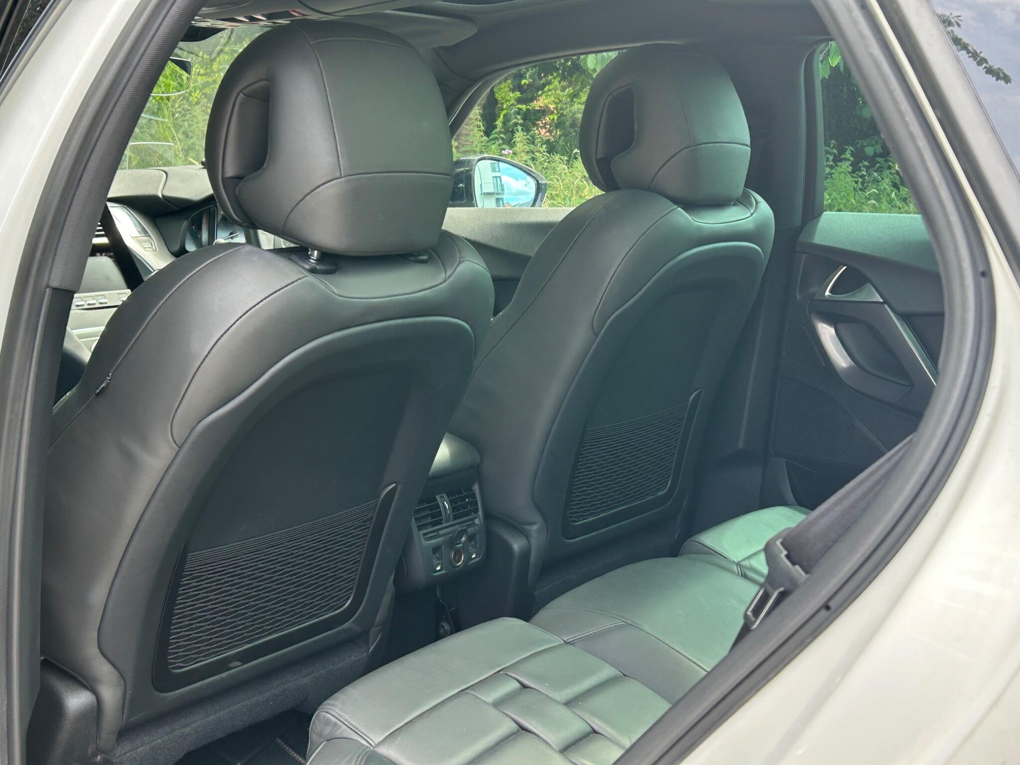 DS Automobiles DS 5 view 18