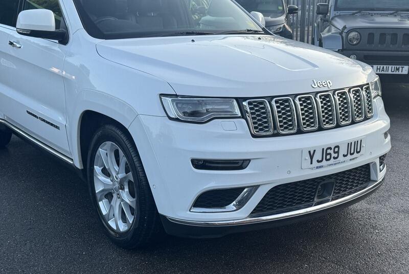 2019 Jeep Grand Cherokee 3.0 V6 MultiJetII Summit Auto 4WD Euro 6 (s/s) 5dr • 45,000 miles image 14