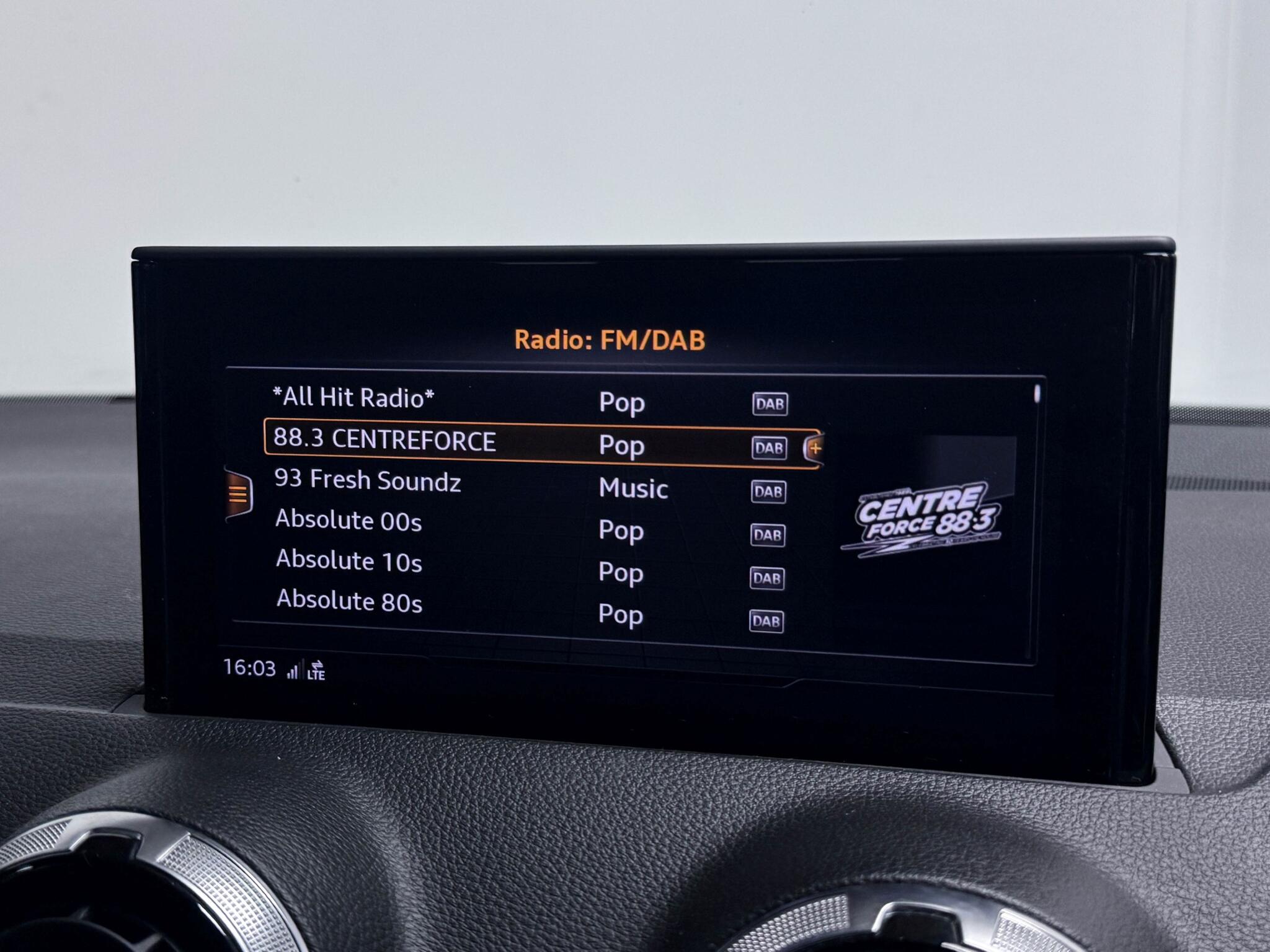 Audi SQ2 view 47