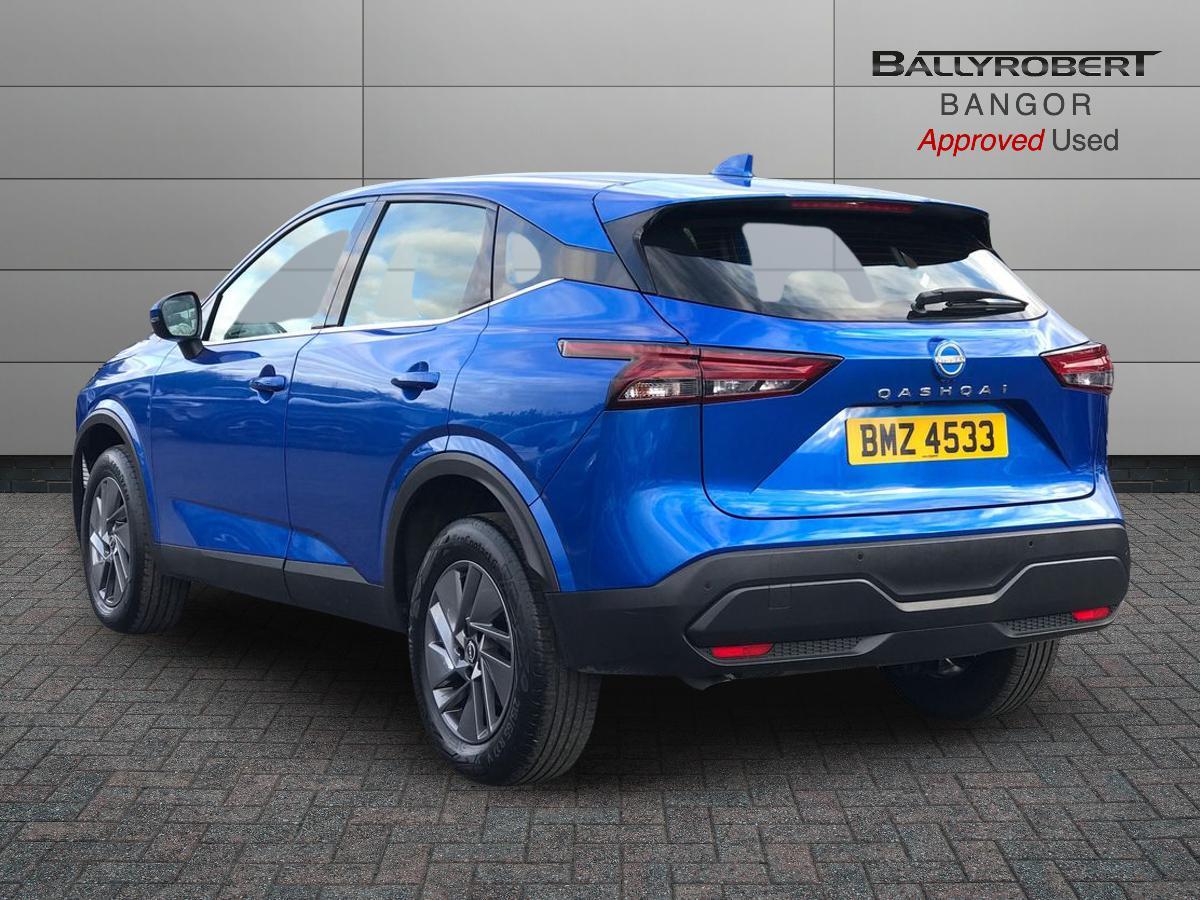 Nissan Qashqai view 2