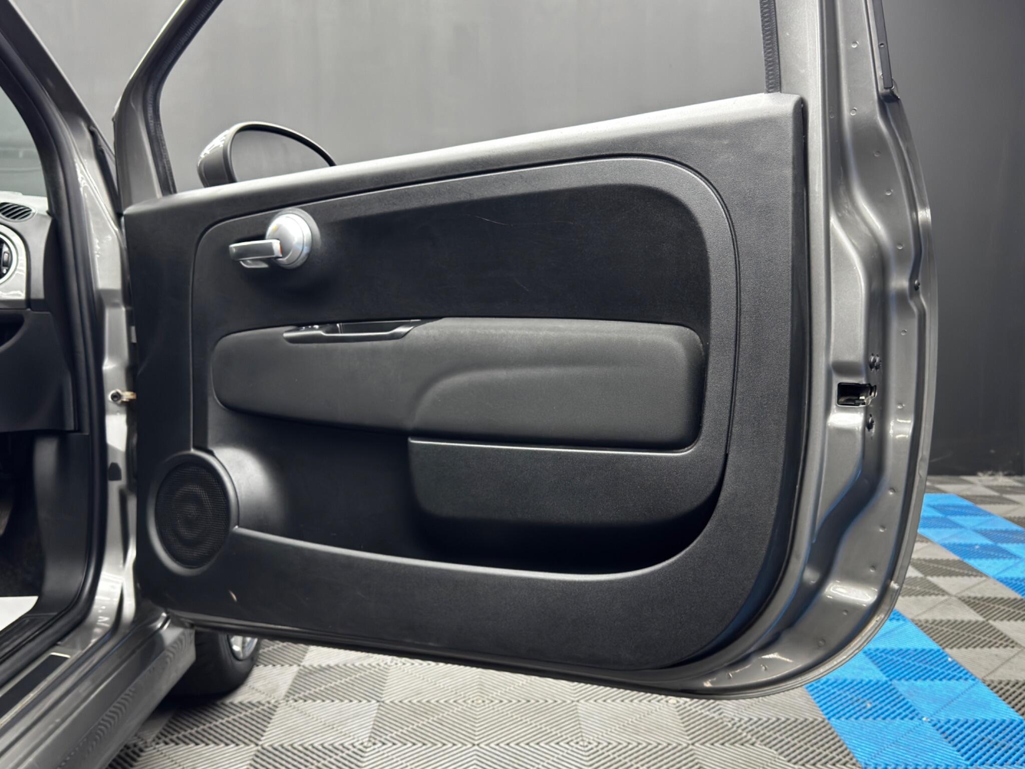 Abarth 595 view 33