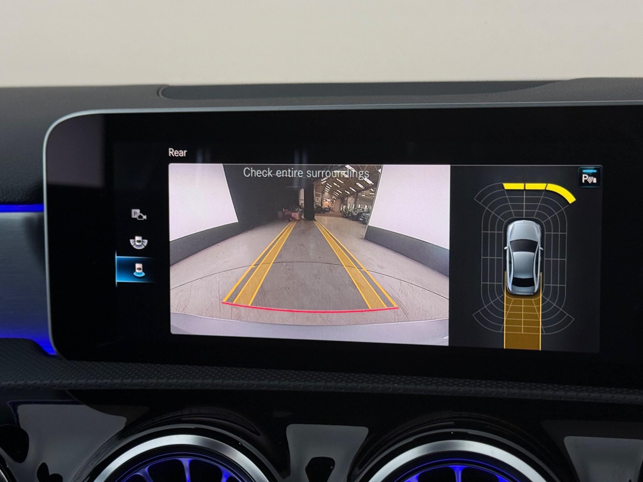 Mercedes-Benz A-Class view 32