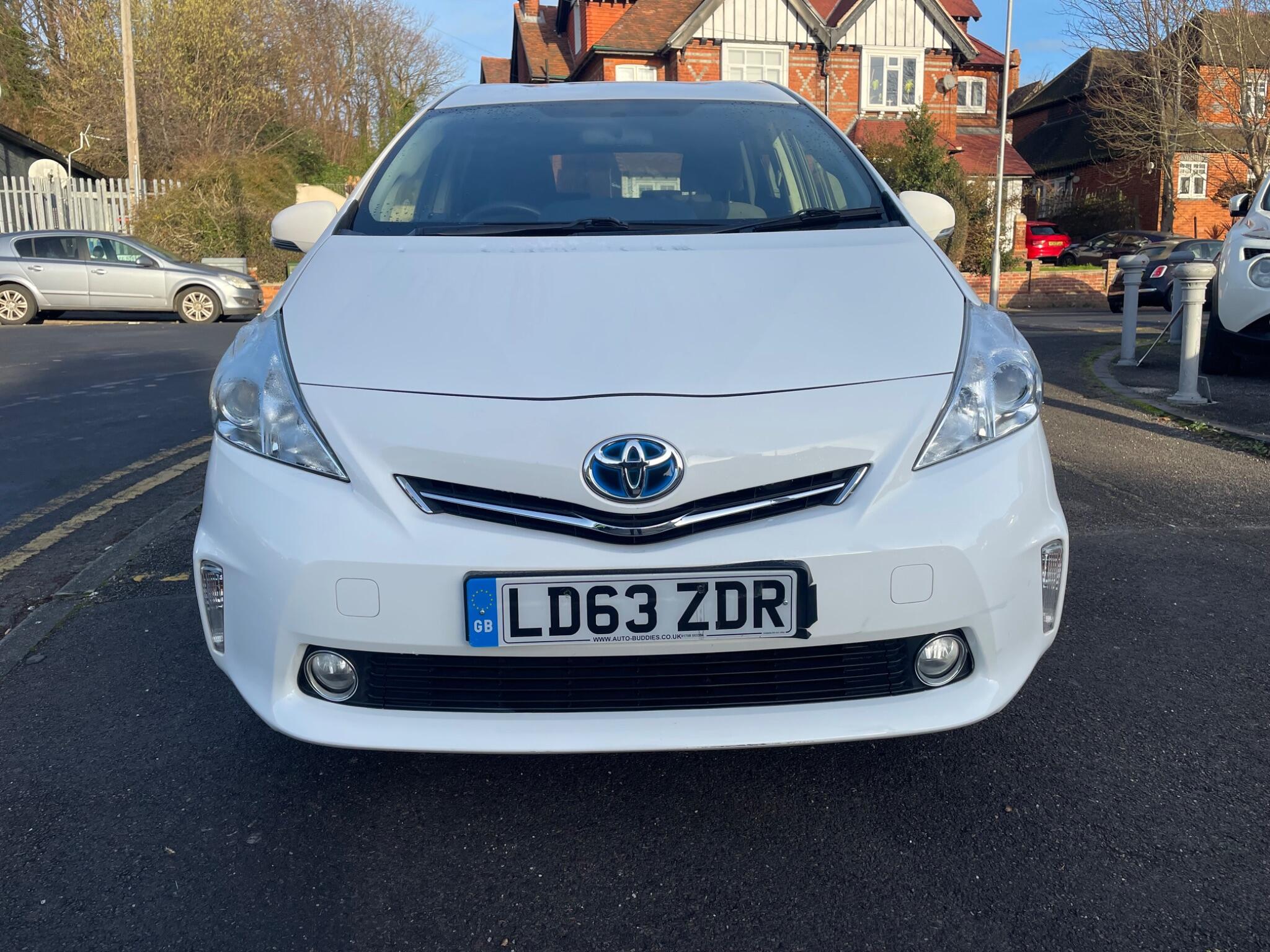 2014 Toyota Prius 1.5 CVT 4dr • 101,741 miles image 2