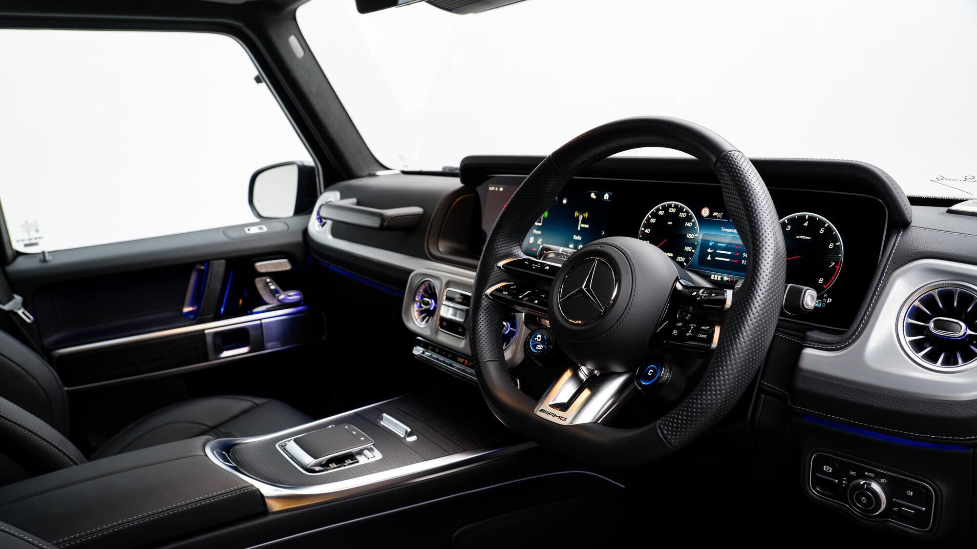 Mercedes-Benz G-Class view 42