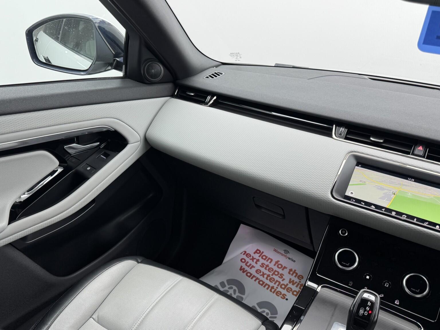 Land Rover Range Rover Evoque view 26
