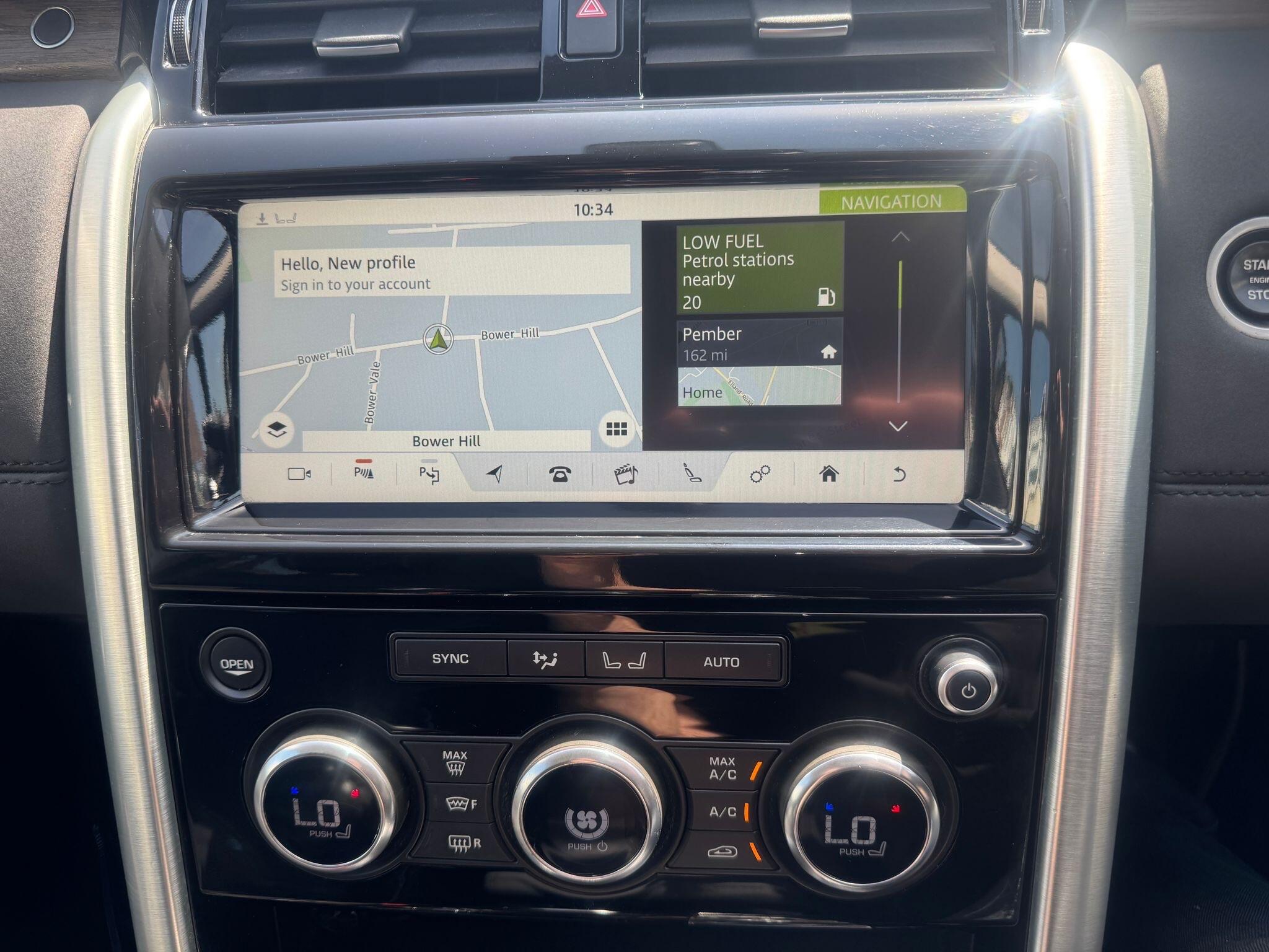 Land Rover Discovery view 45