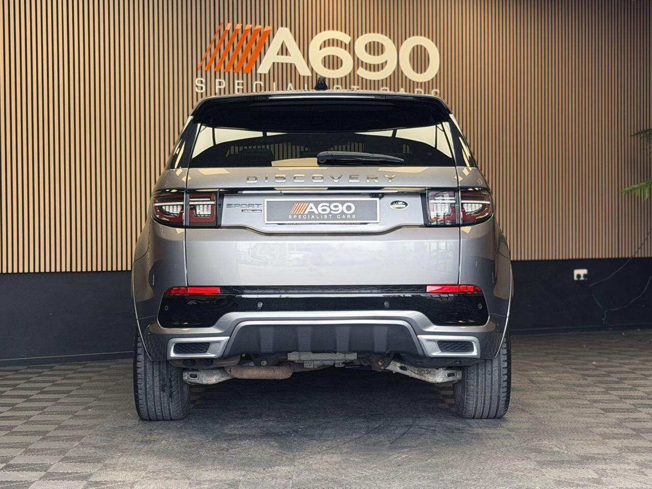 Land Rover Discovery Sport view 6