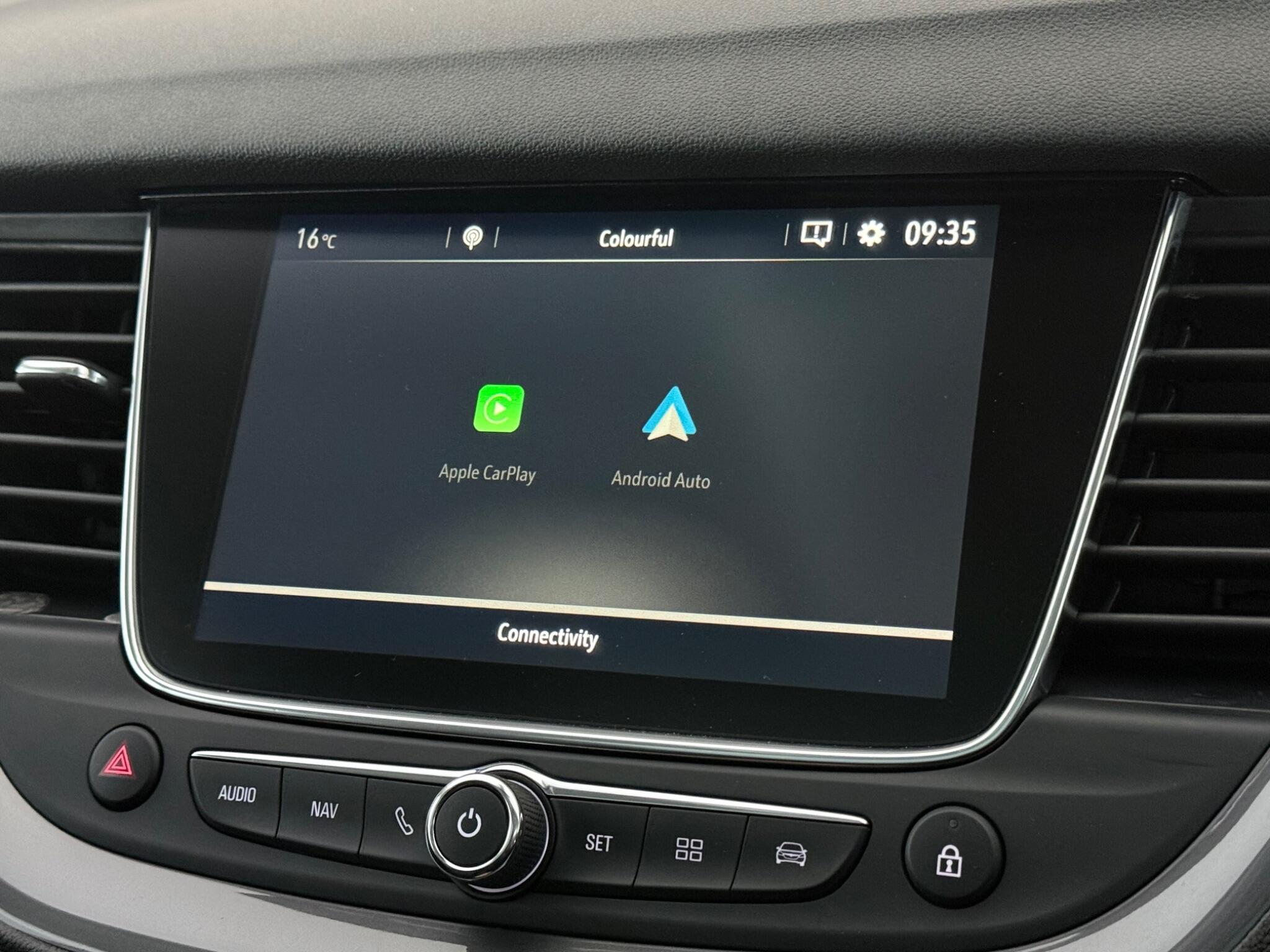 Vauxhall Grandland X view 26