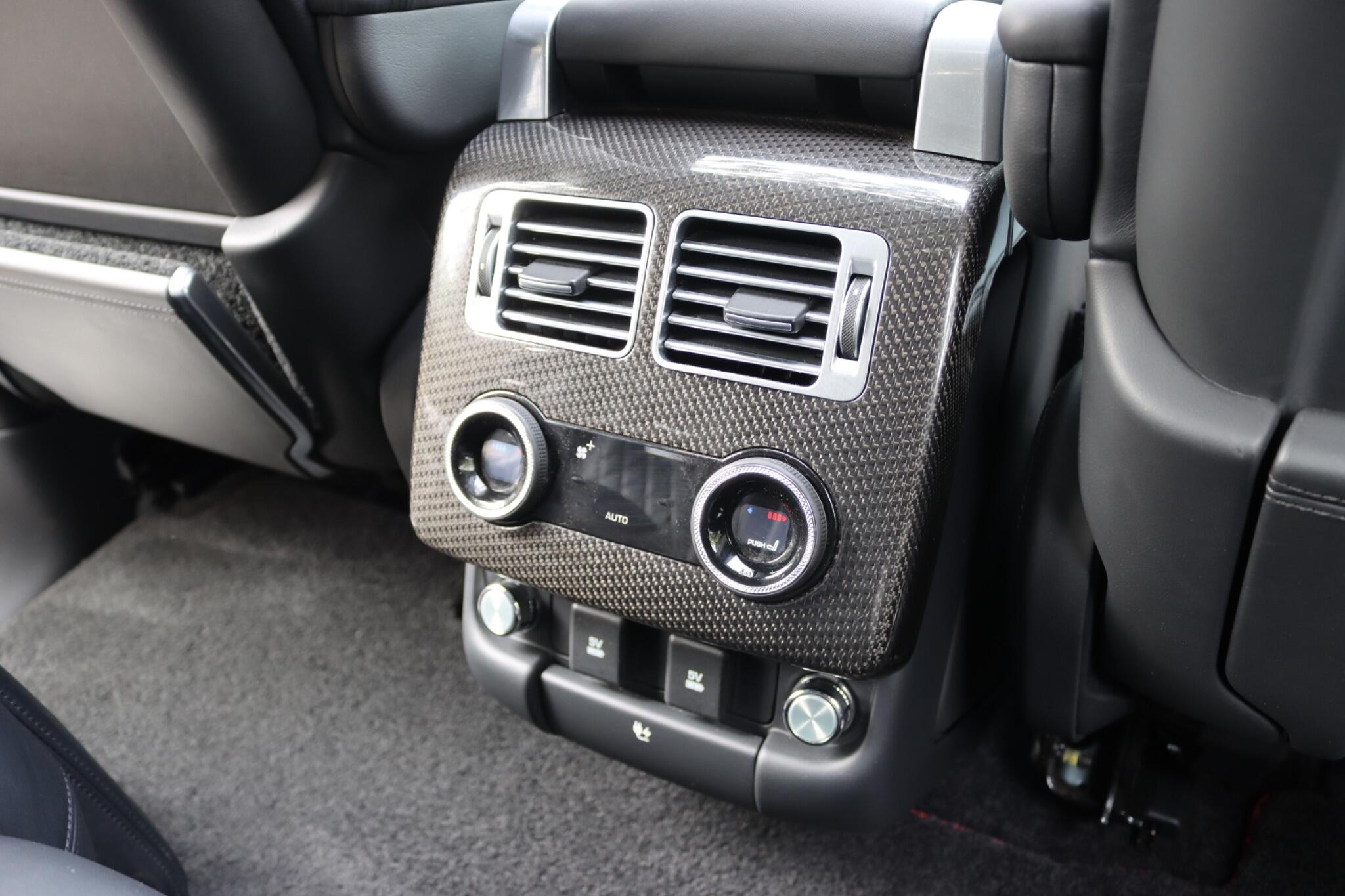 Land Rover Range Rover view 61