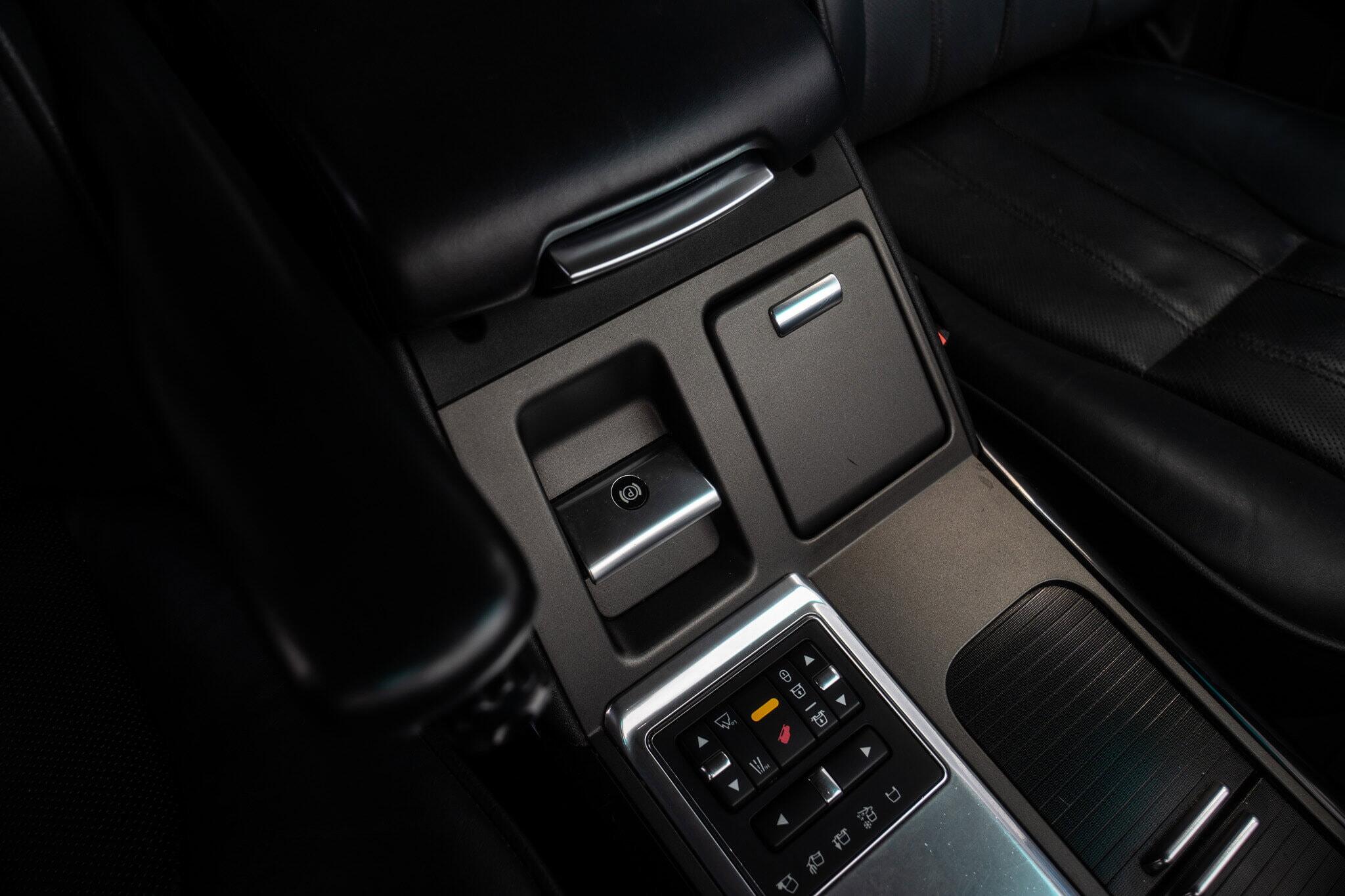 Land Rover Range Rover view 29