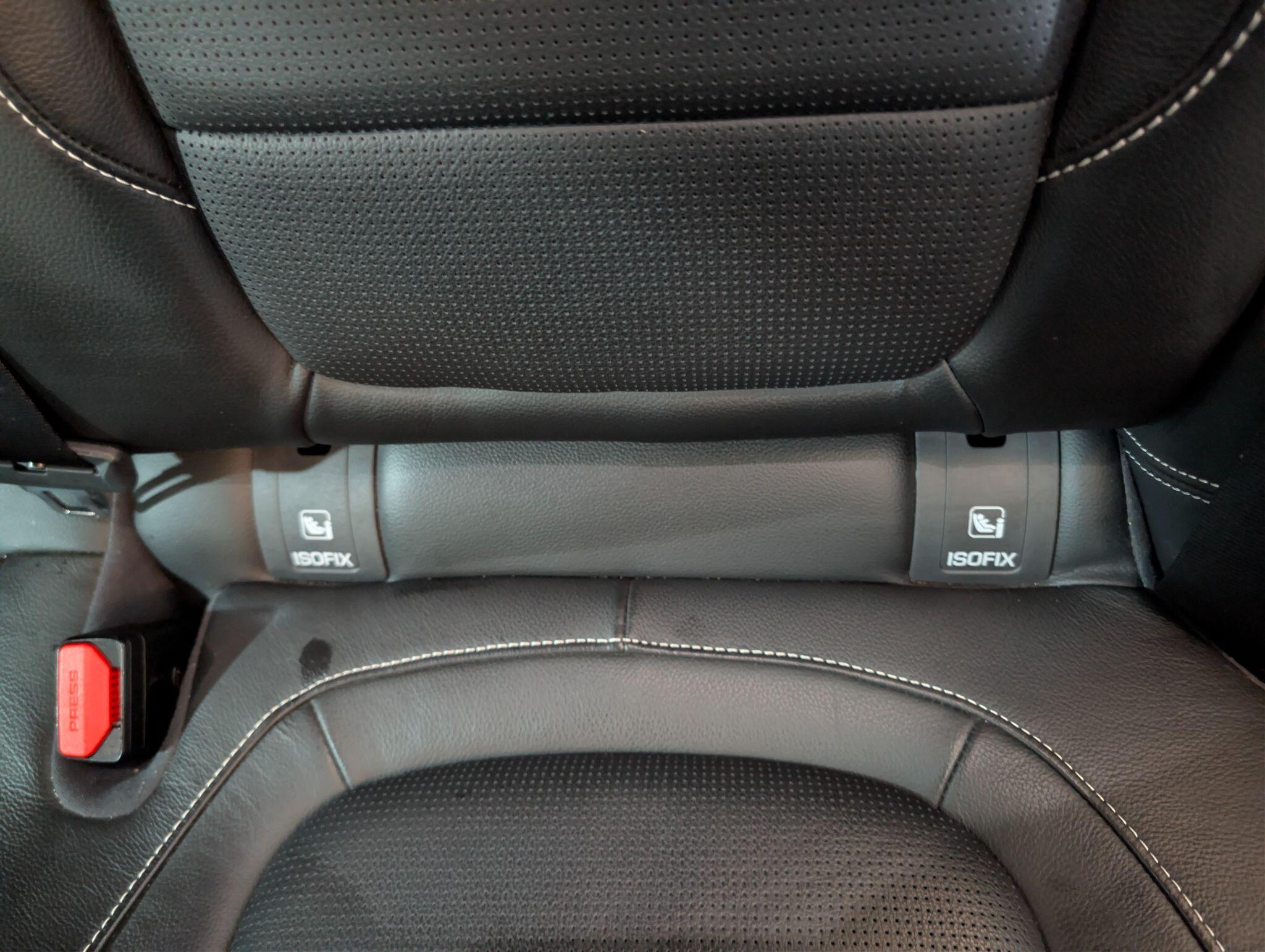 Jaguar F-Pace view 86