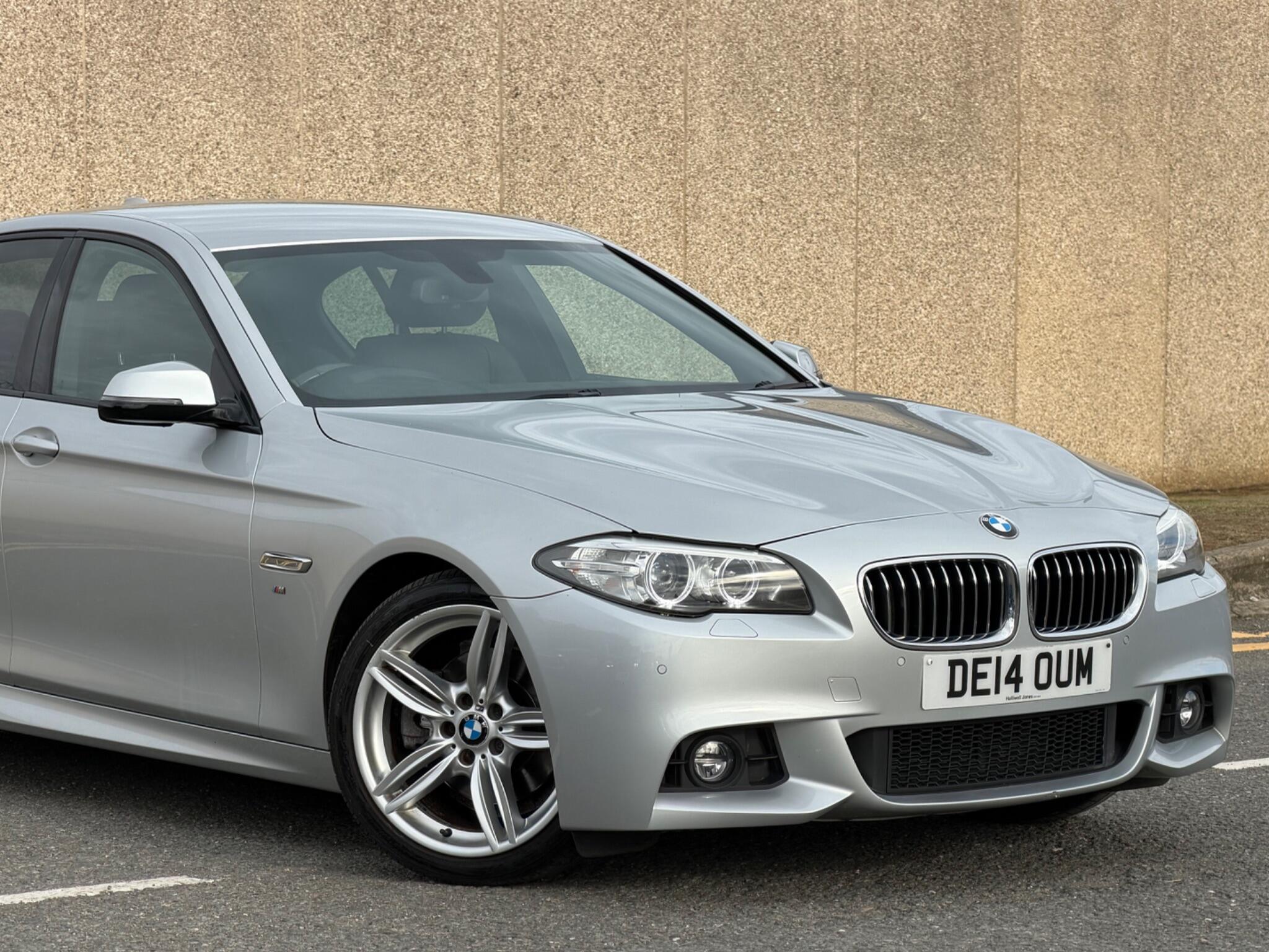 BMW 5 Series view 4