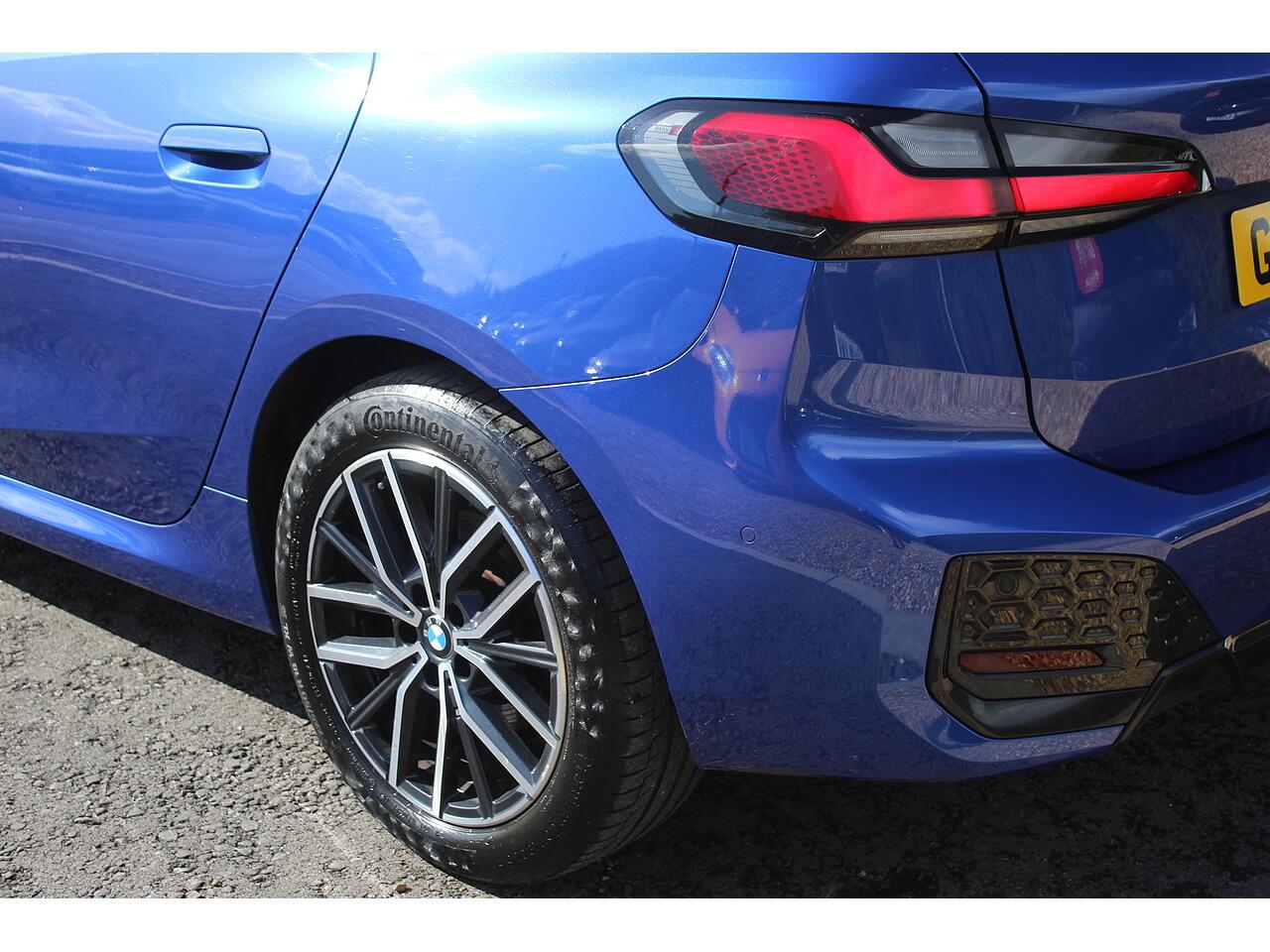 BMW 2 Series Active Tourer view 41