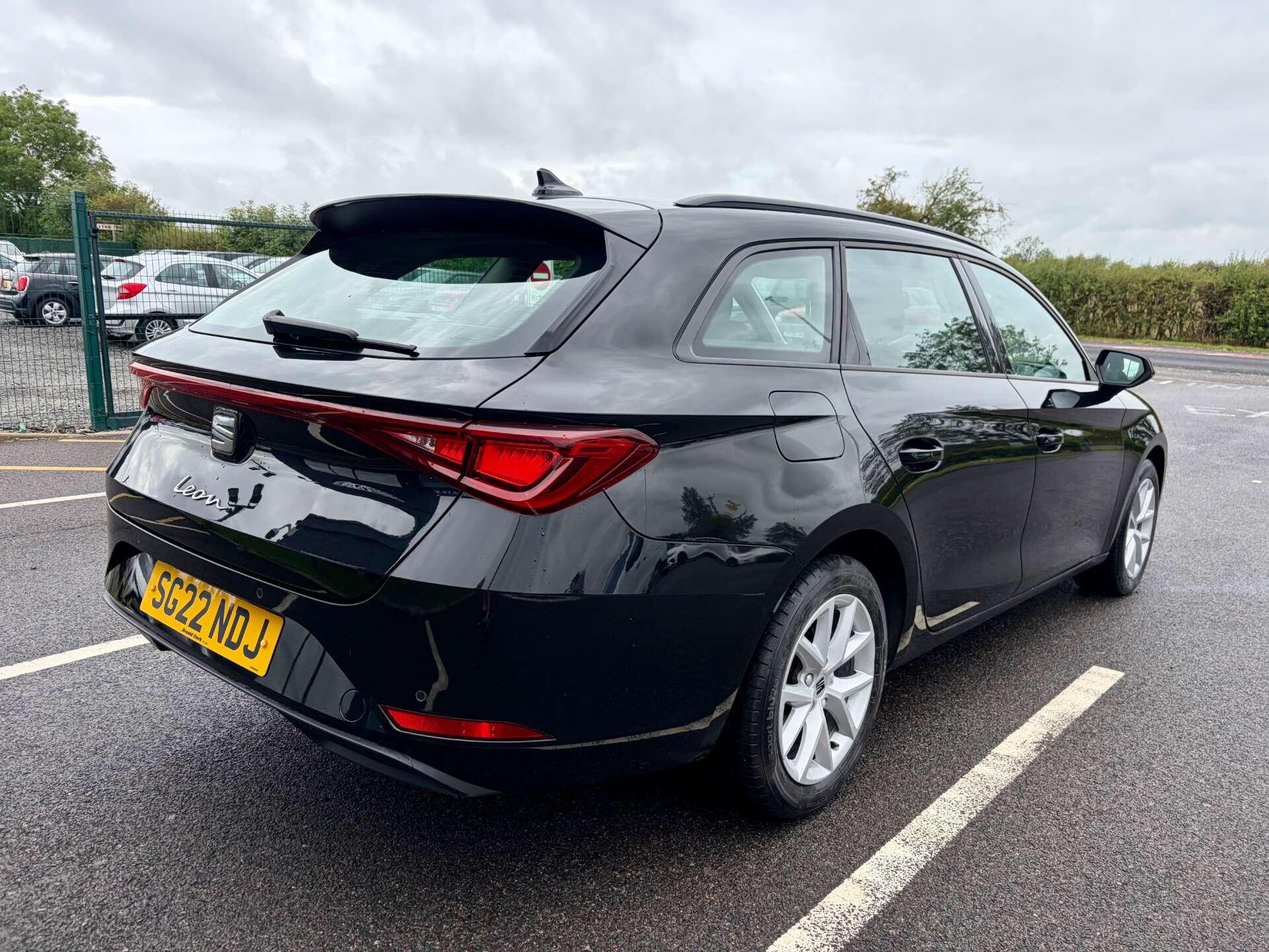 Seat Leon Leon view 8