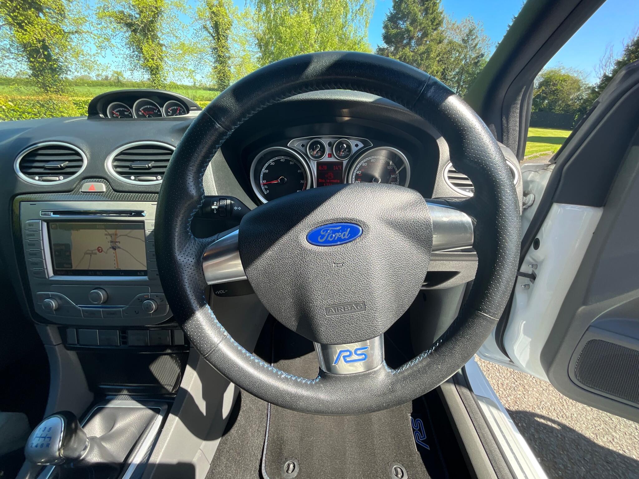Ford Focus view 26