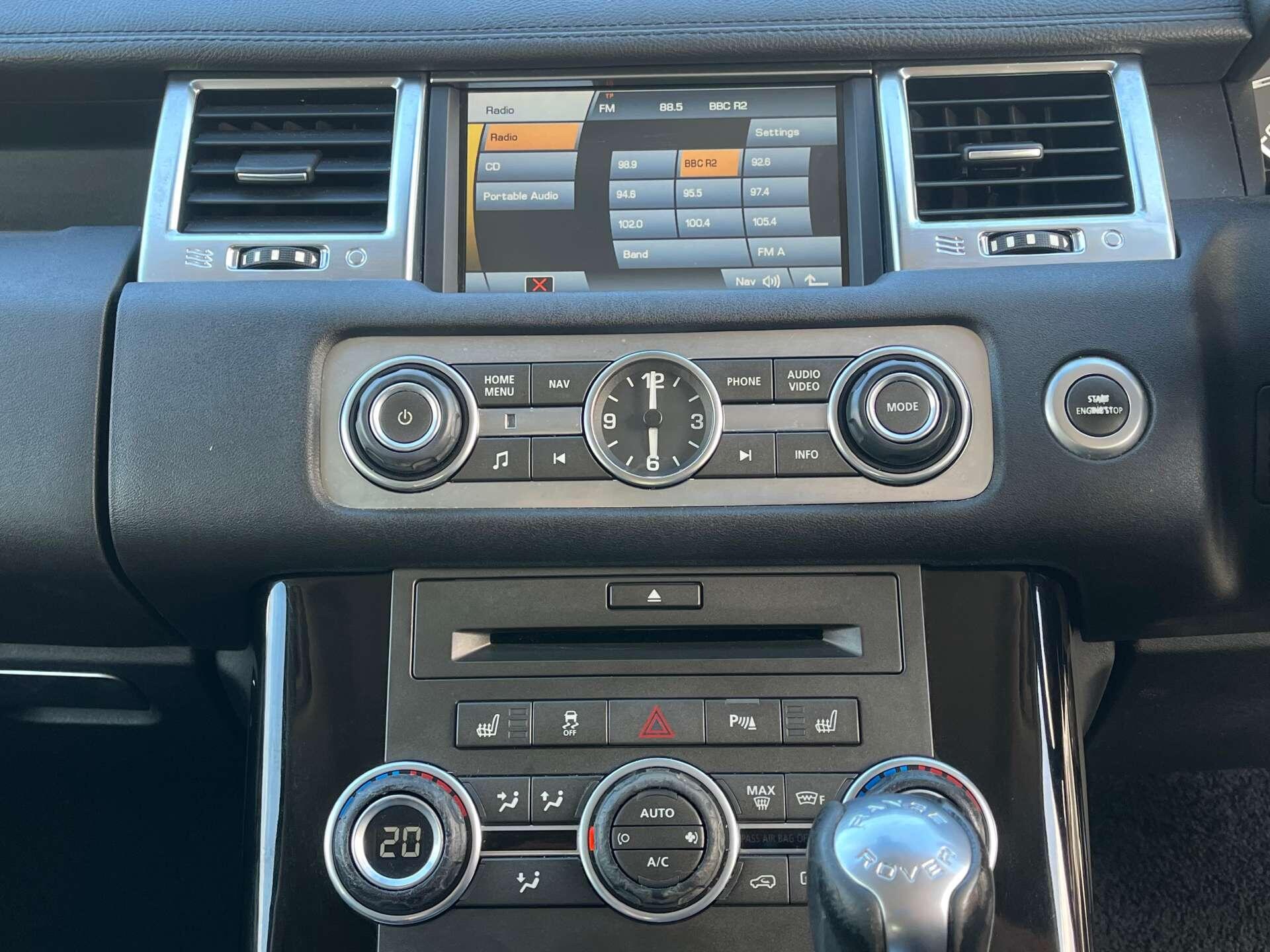 Land Rover Range Rover Sport view 18