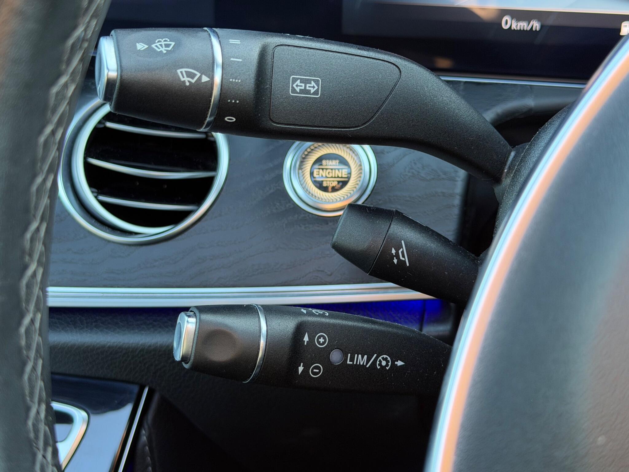 Mercedes-Benz E-Class view 52