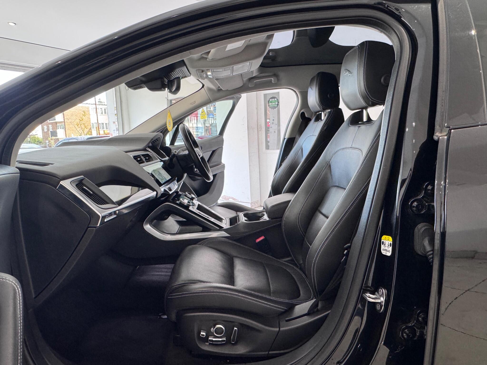 Jaguar I-Pace view 9
