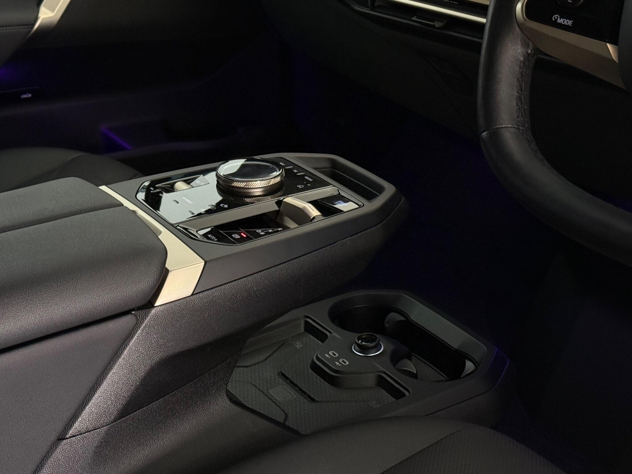 BMW Ix view 32