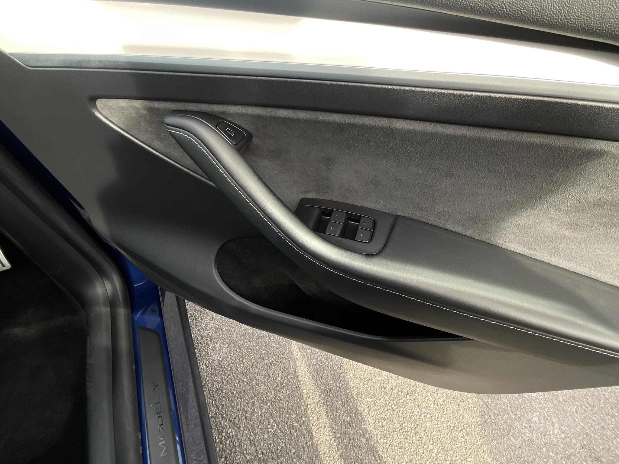 Tesla Model Y view 31