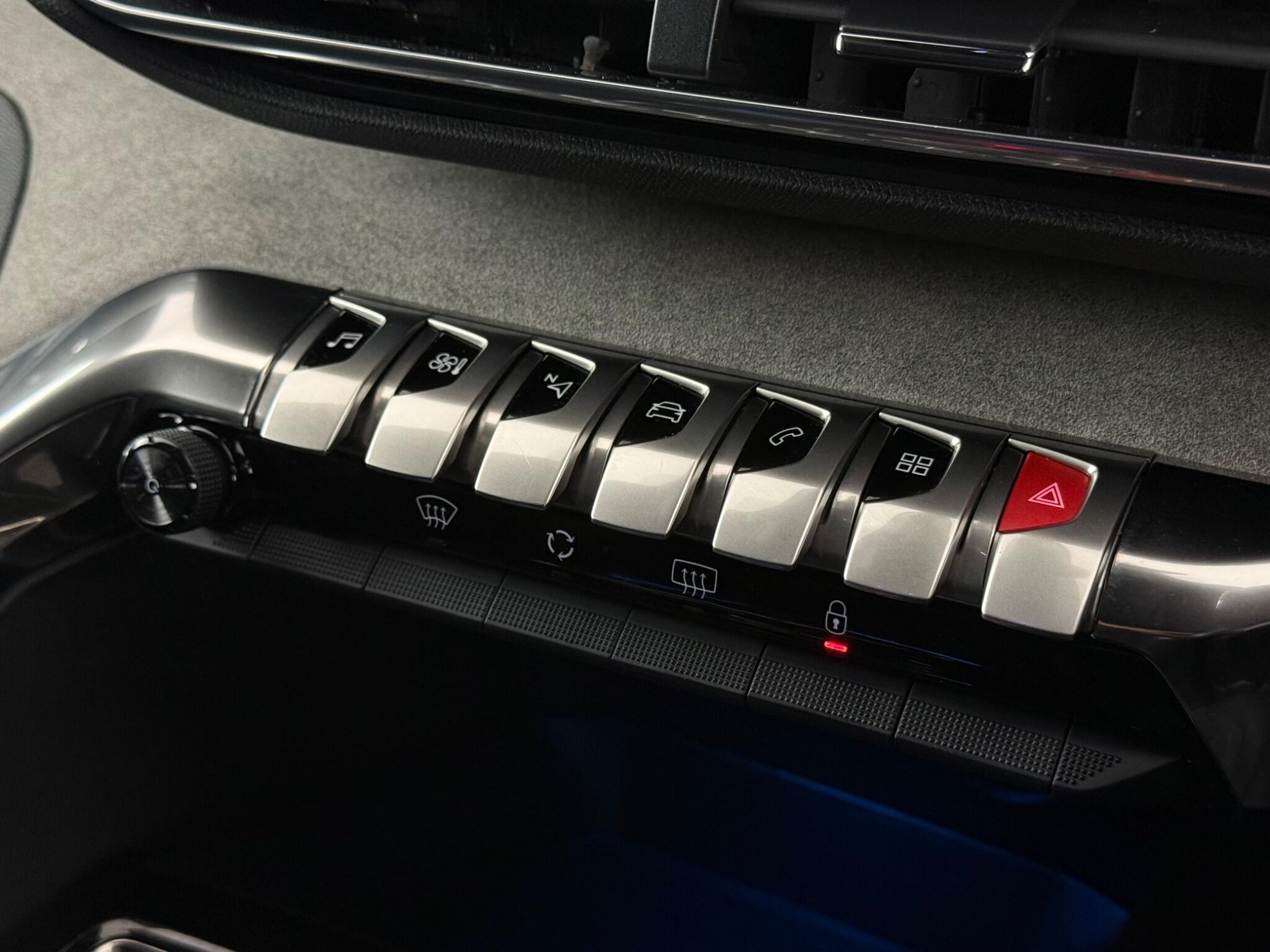 Peugeot 5008 view 26