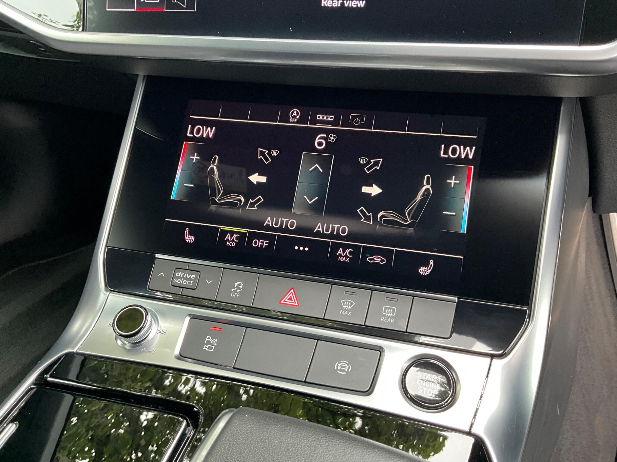 Audi A6 Avant view 30