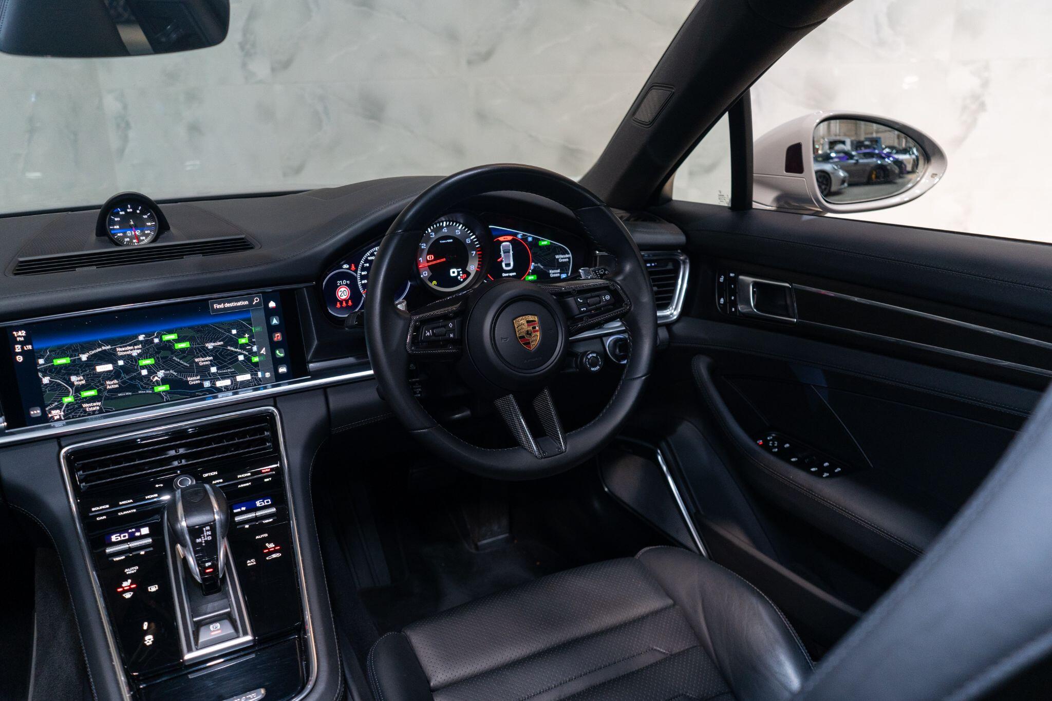 Porsche Panamera view 13