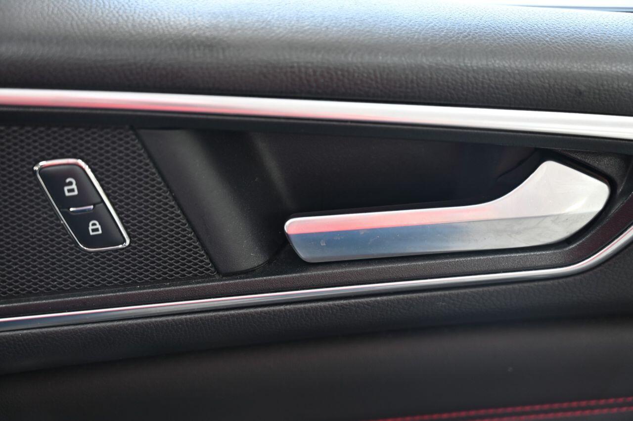 Ford S-Max view 36