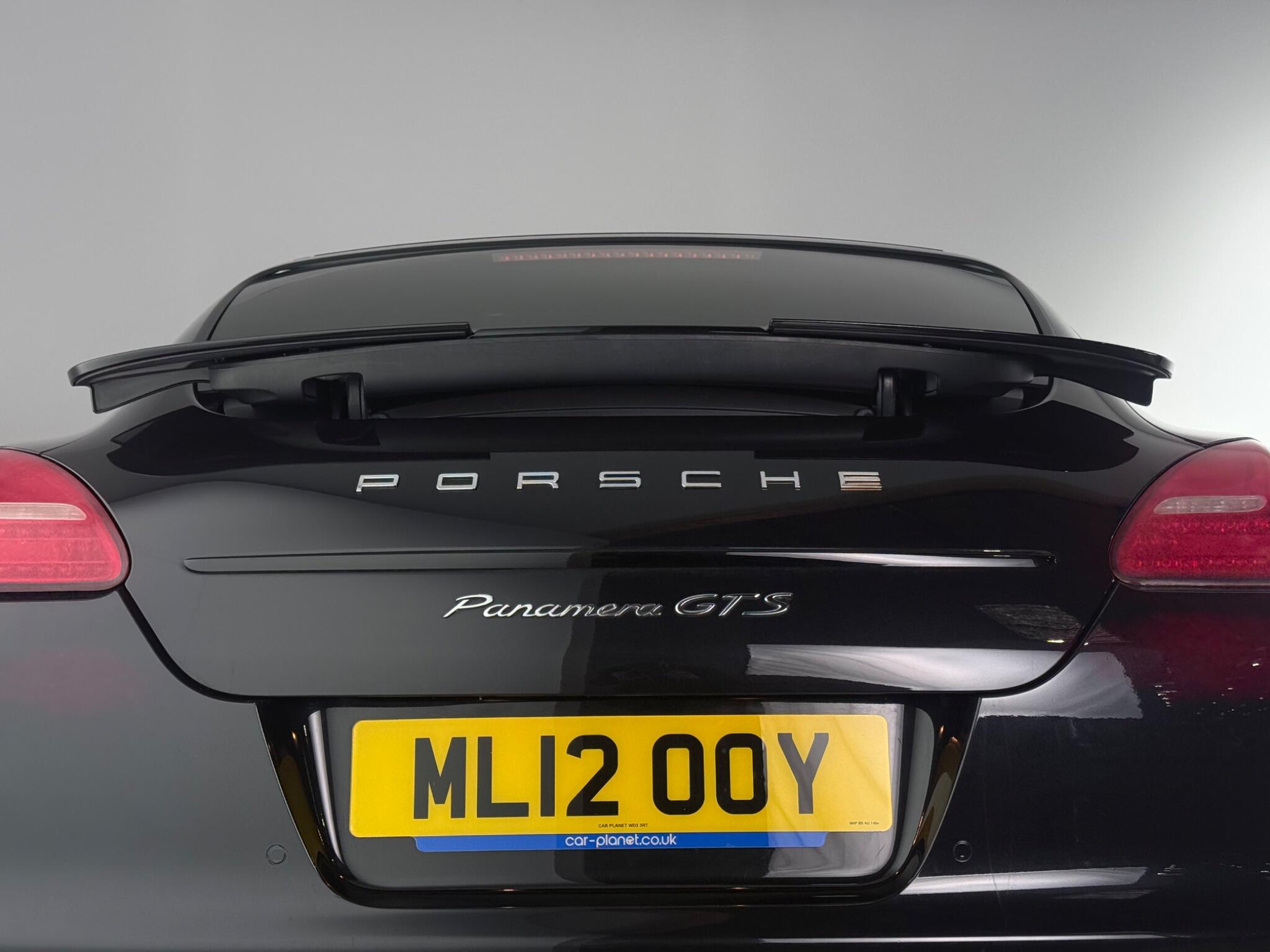 Porsche Panamera view 81