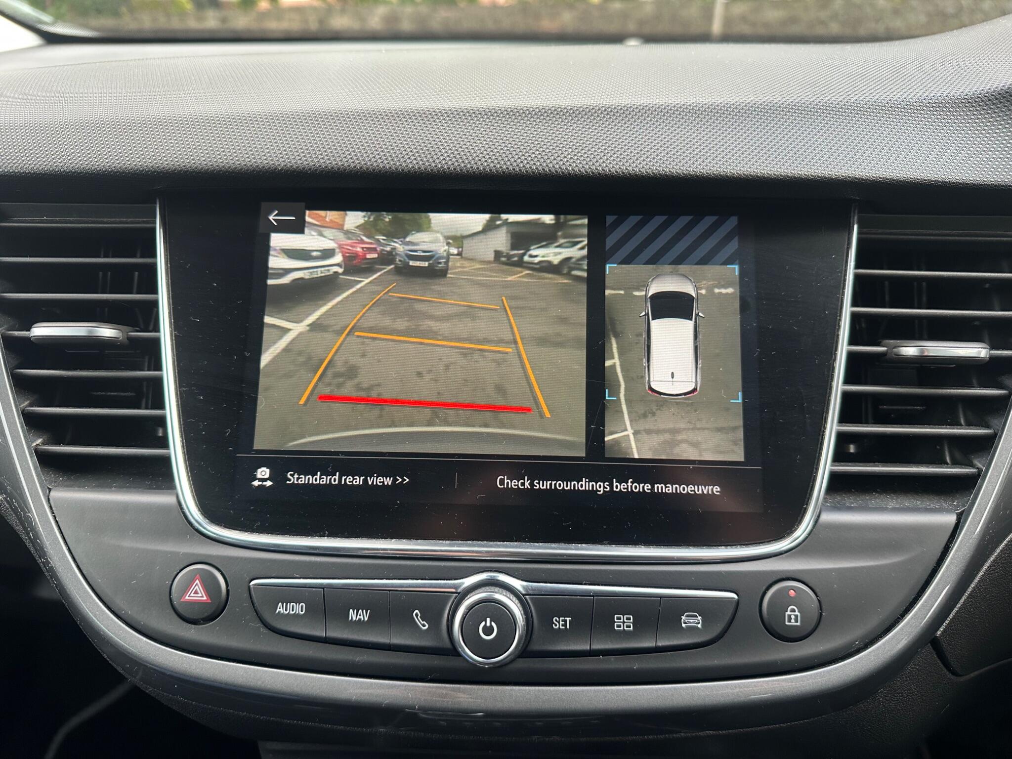 Vauxhall Crossland view 25