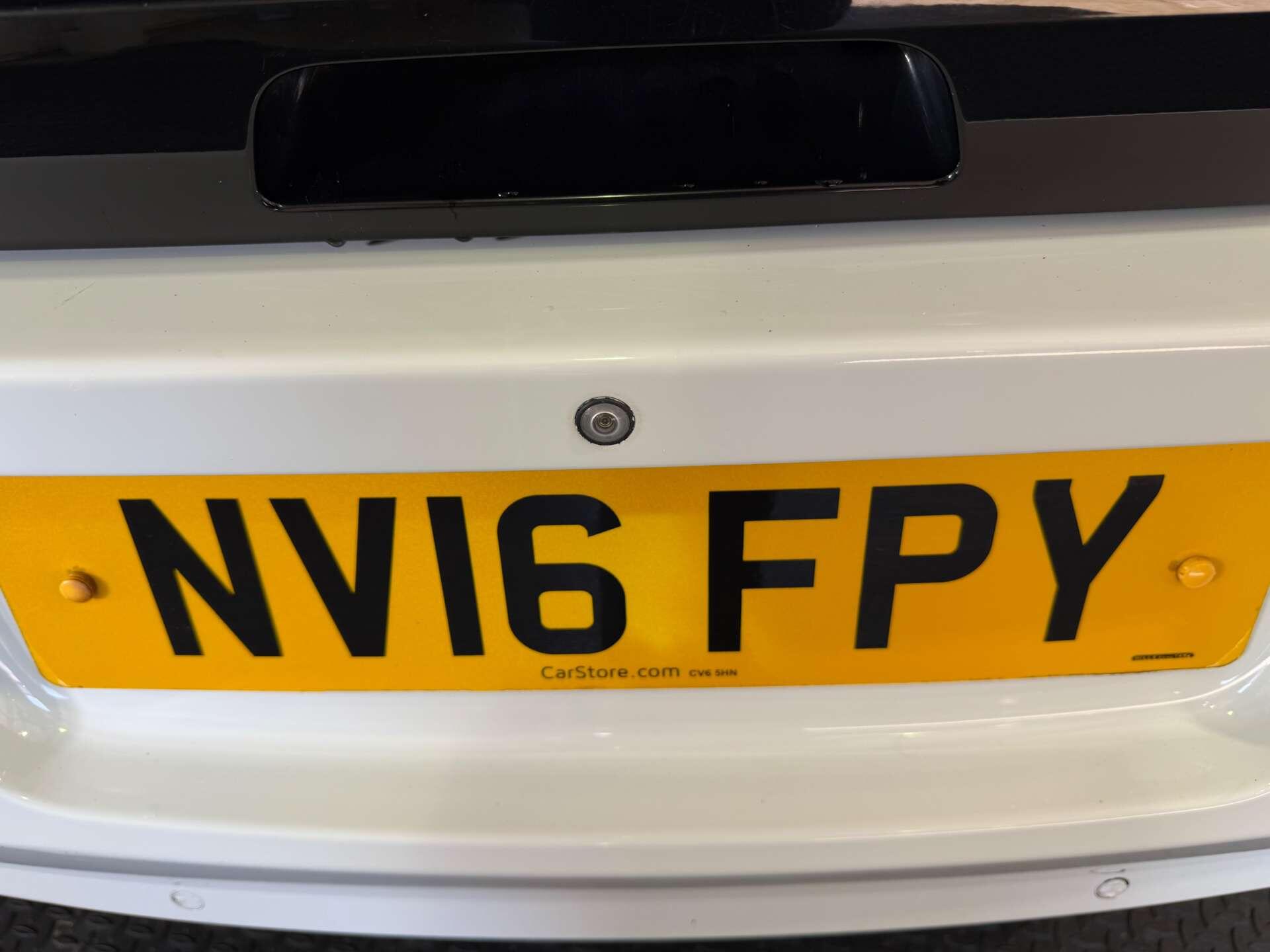 BMW i3 view 11