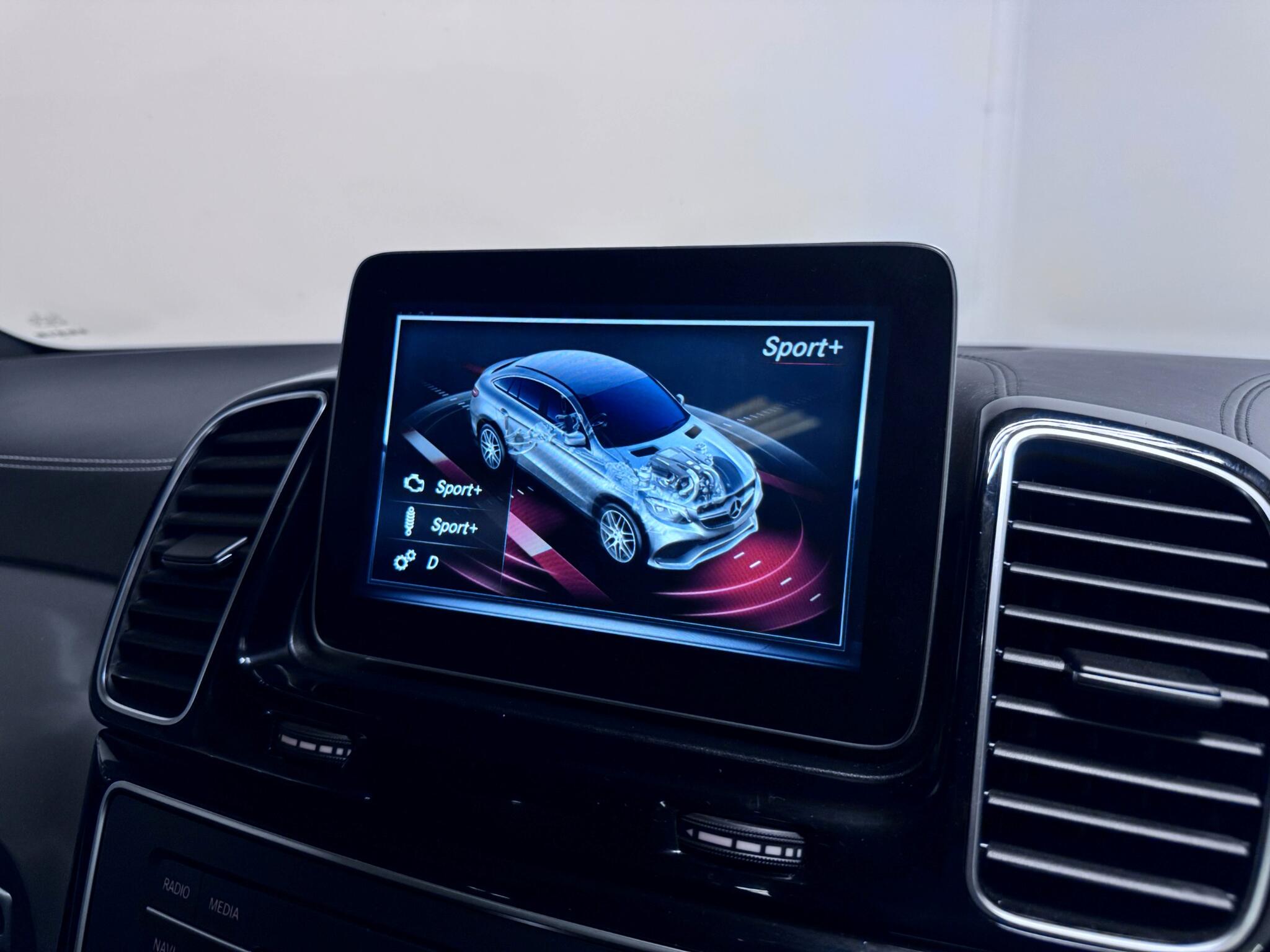 Mercedes-Benz Gle view 79