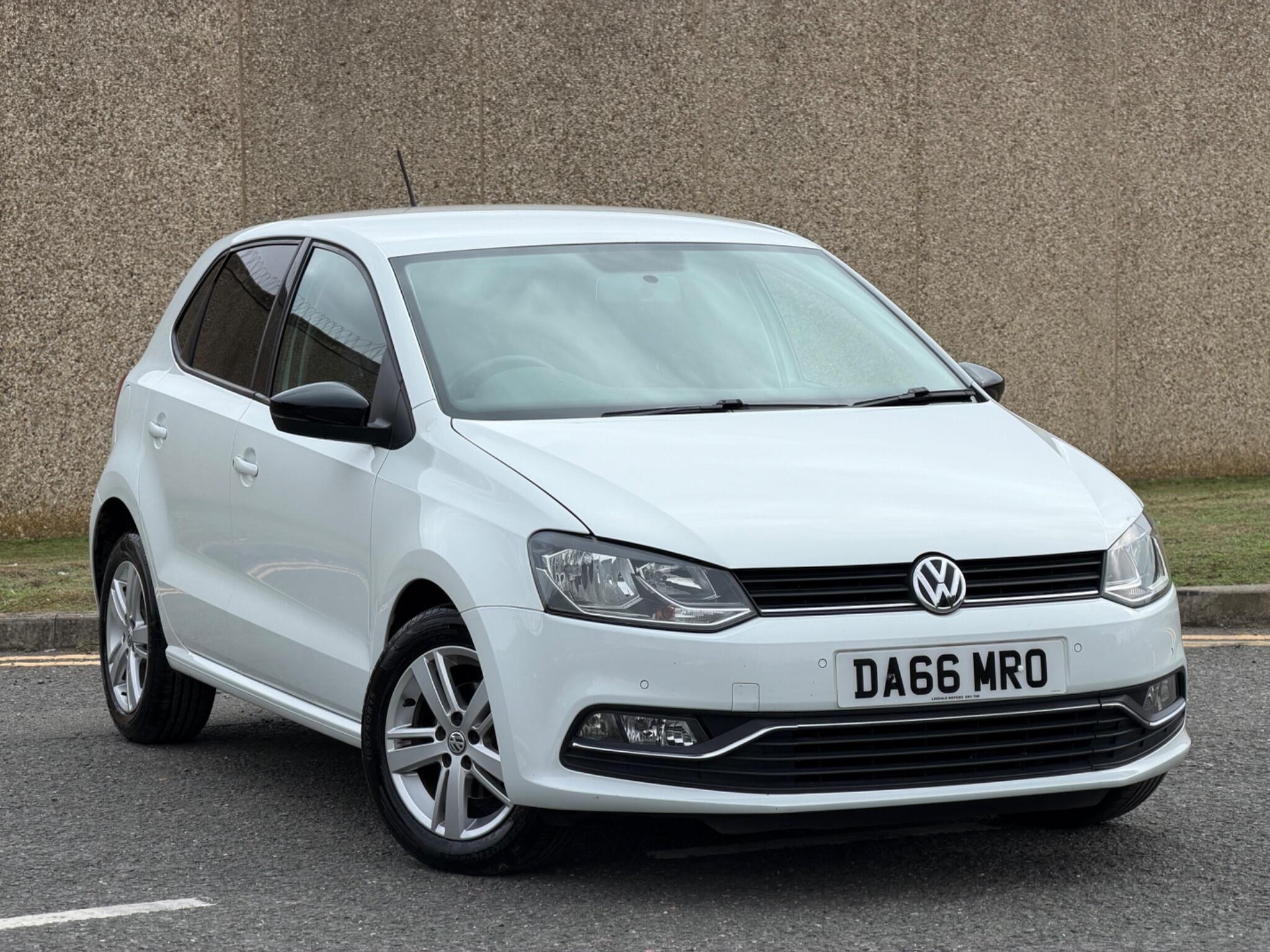 Volkswagen Polo view 8