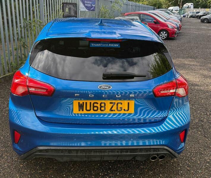 2018 Ford Focus image 13