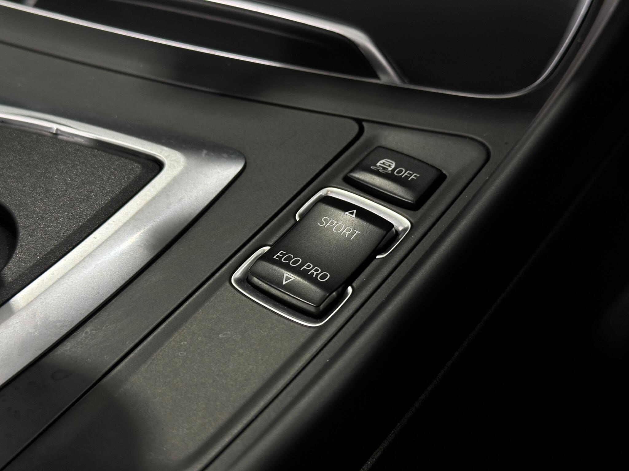BMW 2 Series view 22