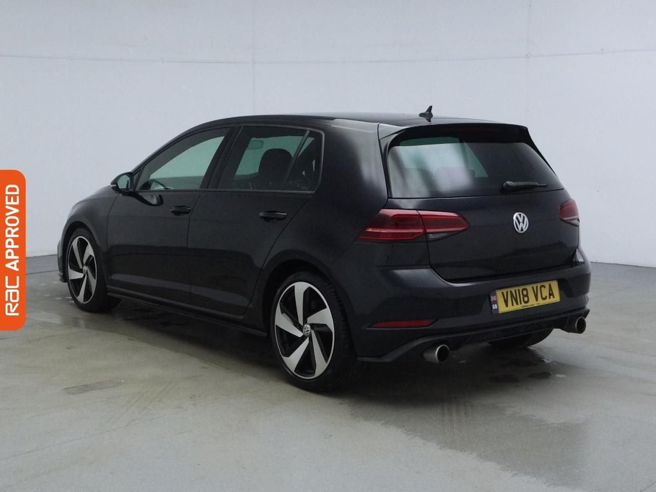 Volkswagen Golf view 4