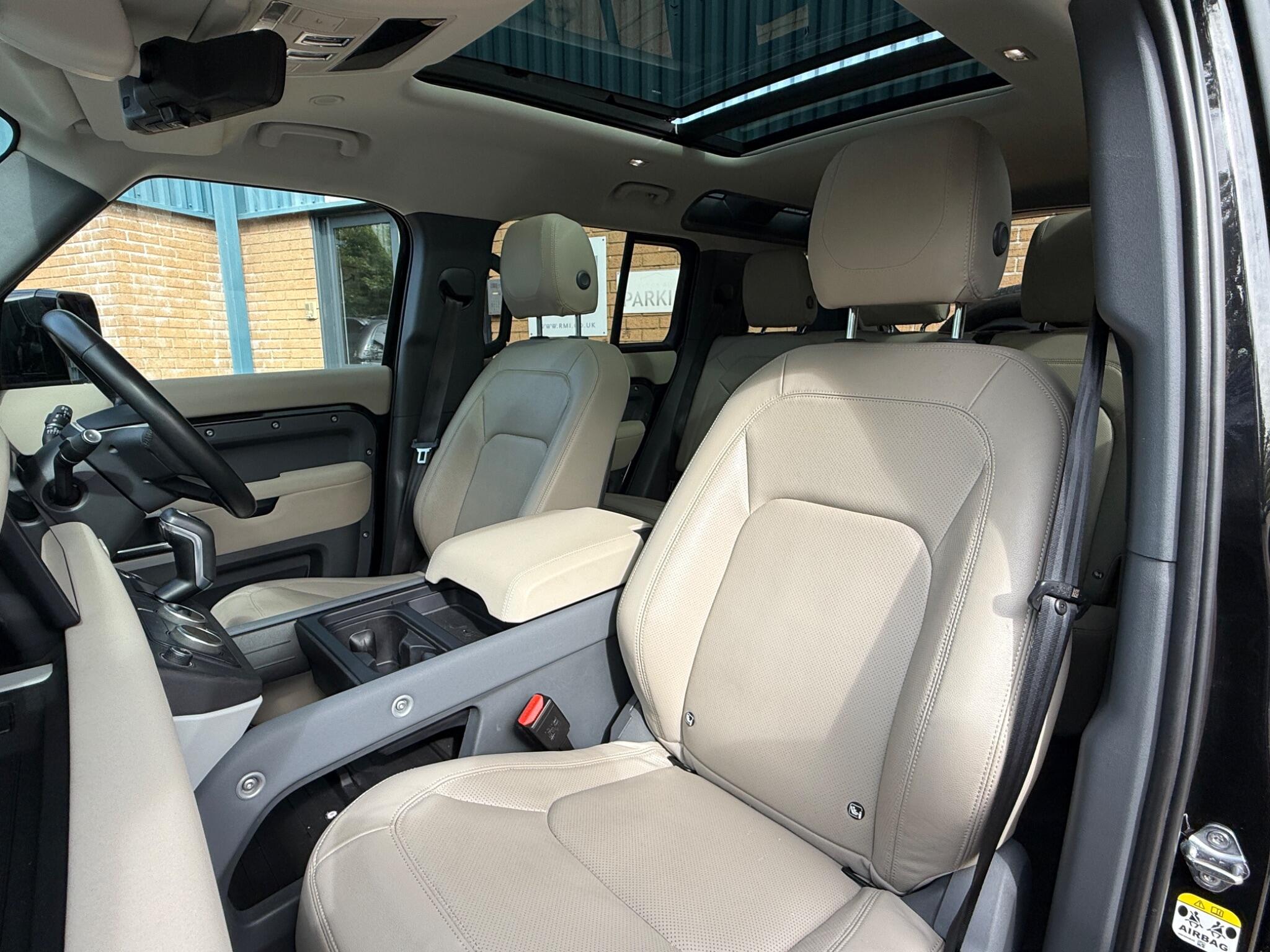 Land Rover Defender view 47