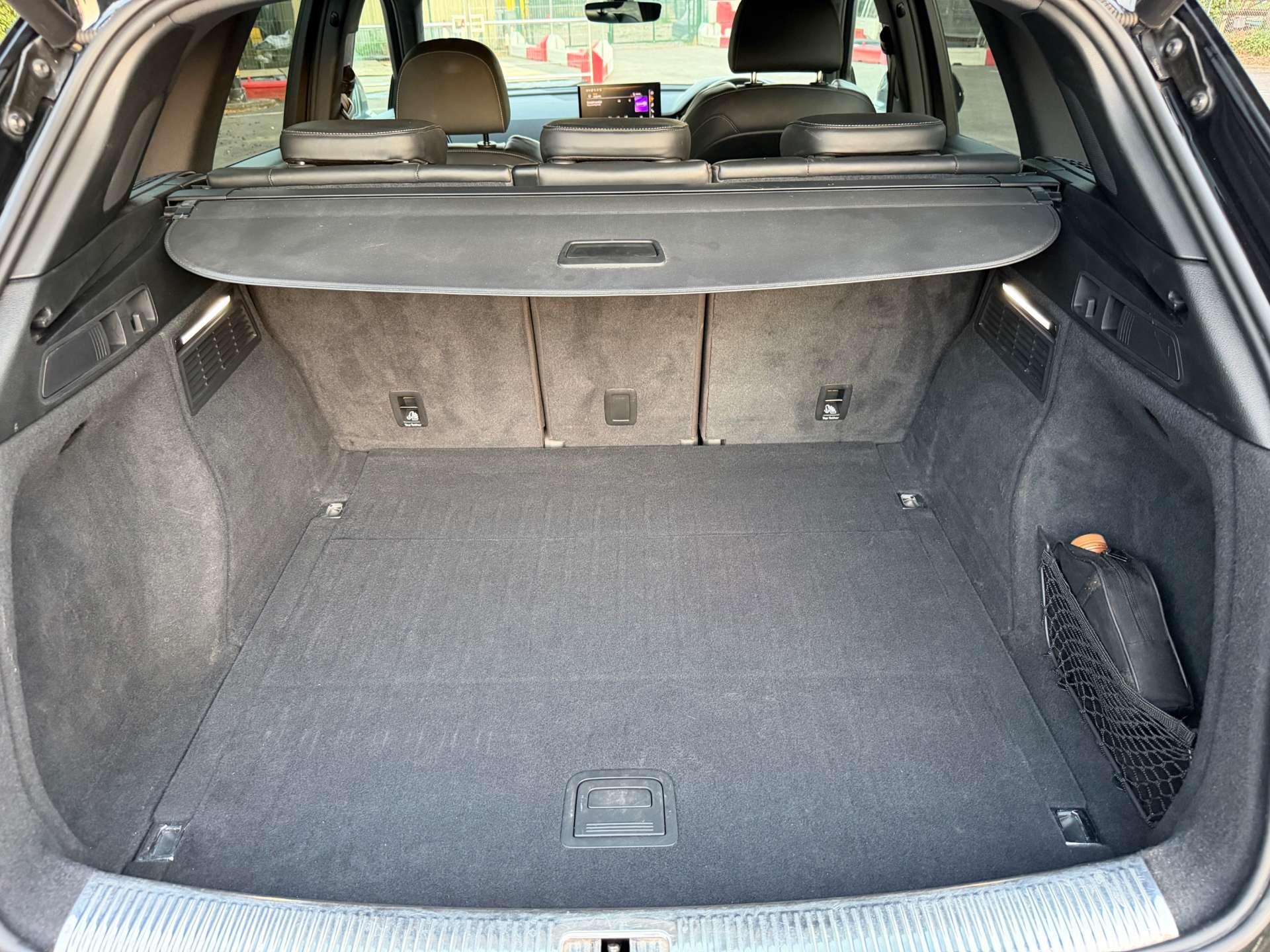 Audi Q5 view 42