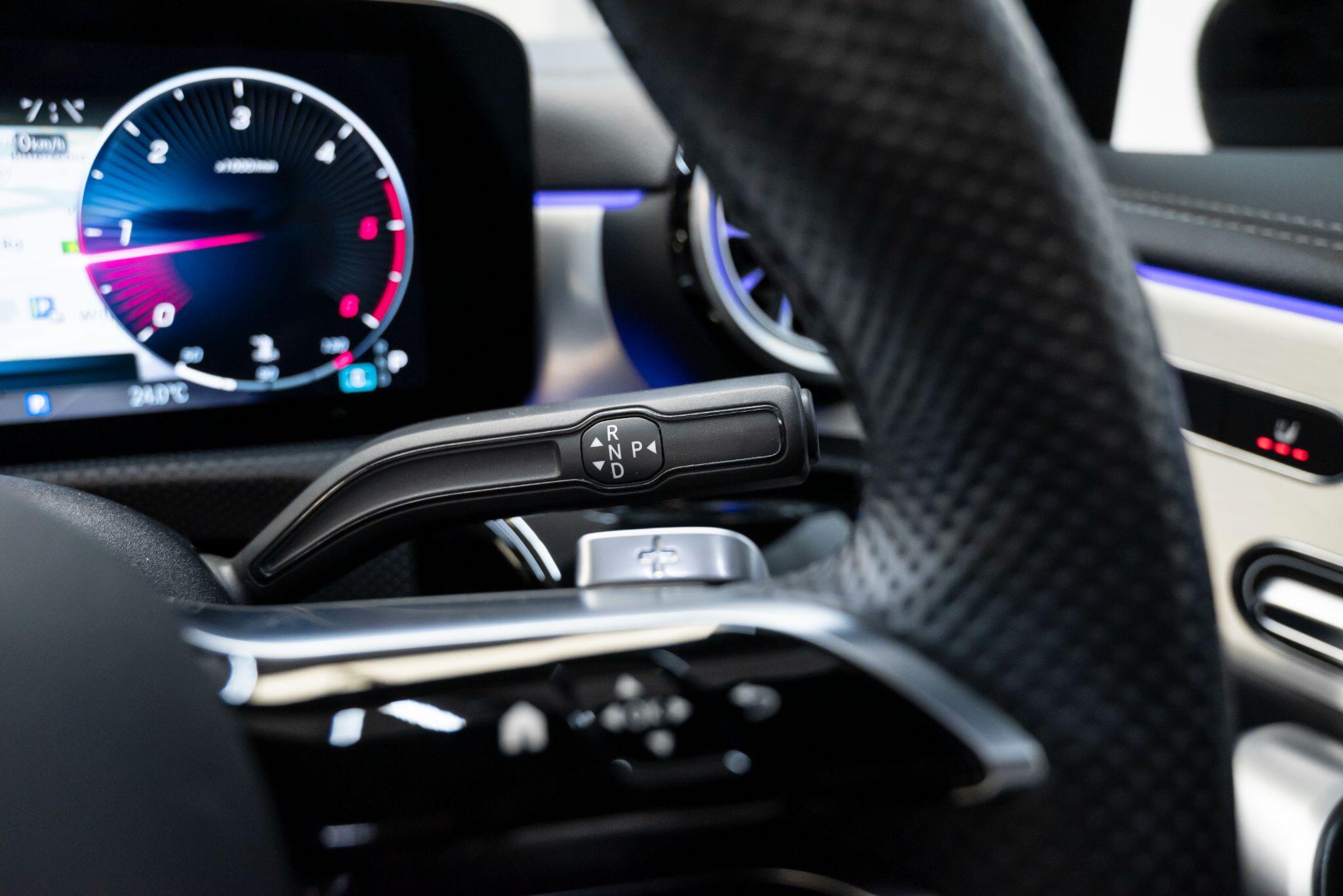 Mercedes-Benz CLA view 50