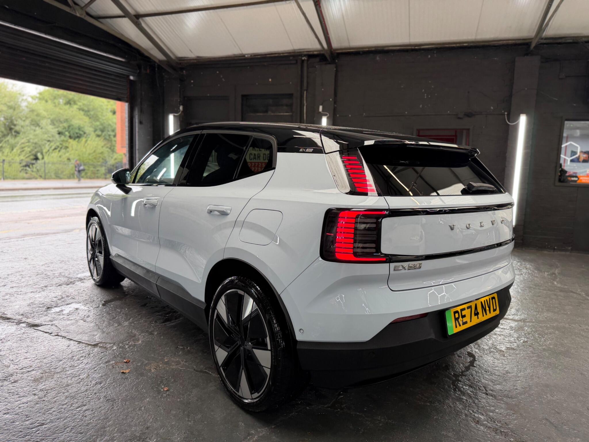 Volvo Ex30 view 12