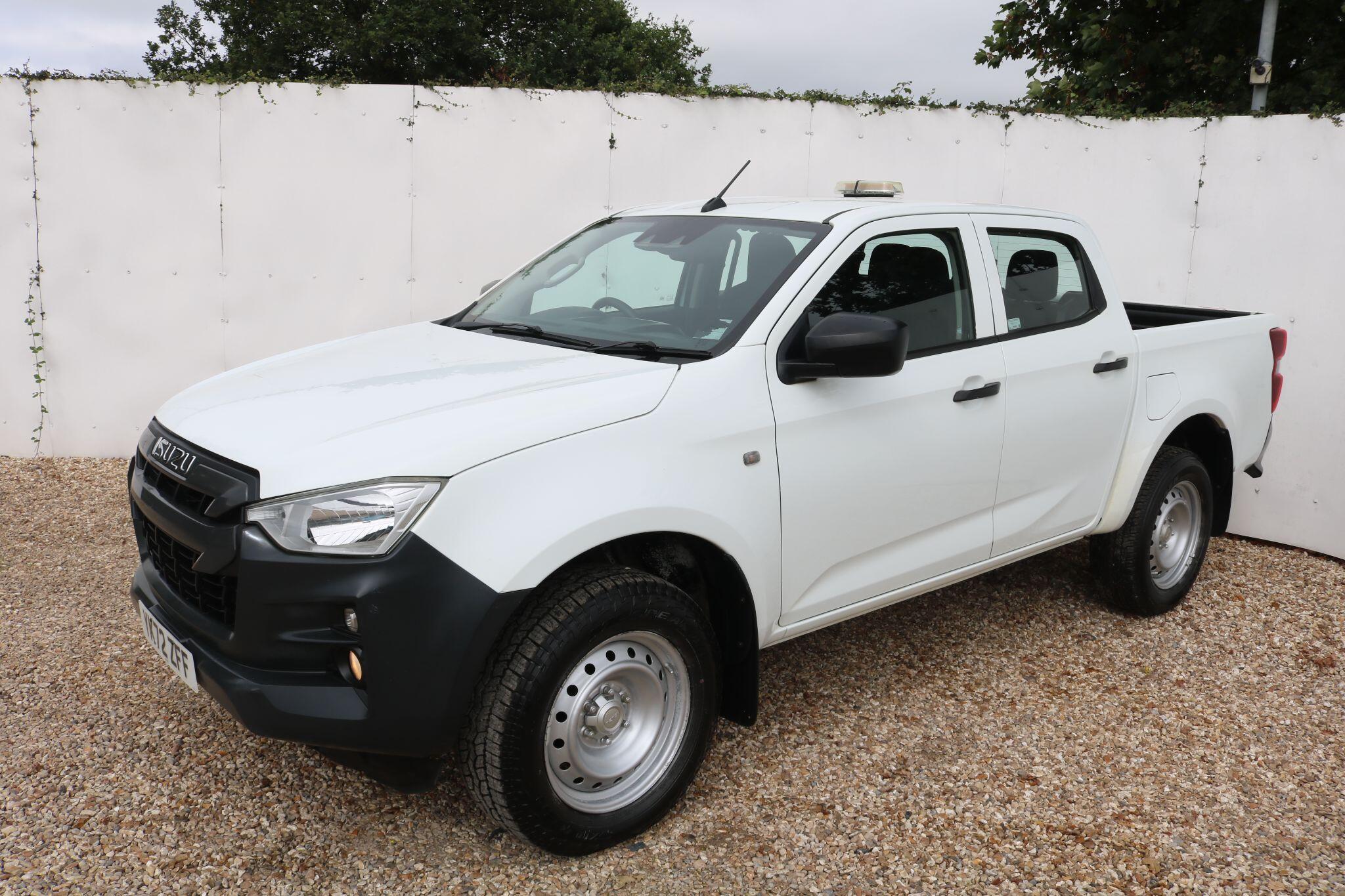 Isuzu D-Max view 17